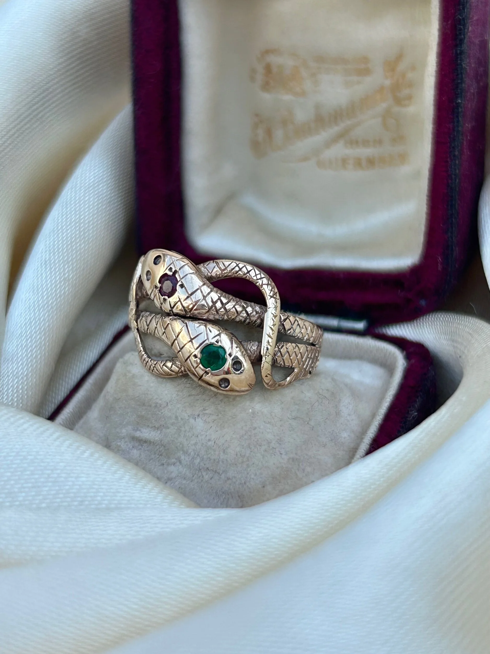 F3B9652D-81F1-4C26-8DAE-4EA20F96FF1D