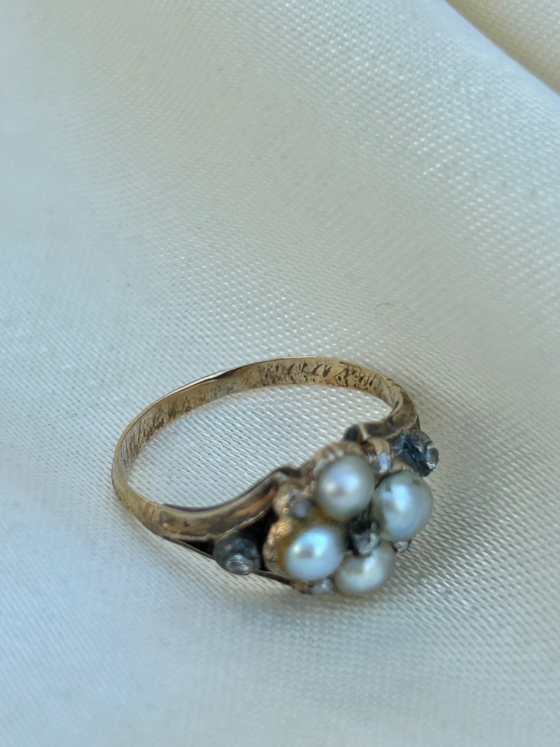 CCB715CA-433D-41B8-B1E4-3F4A6E33C812