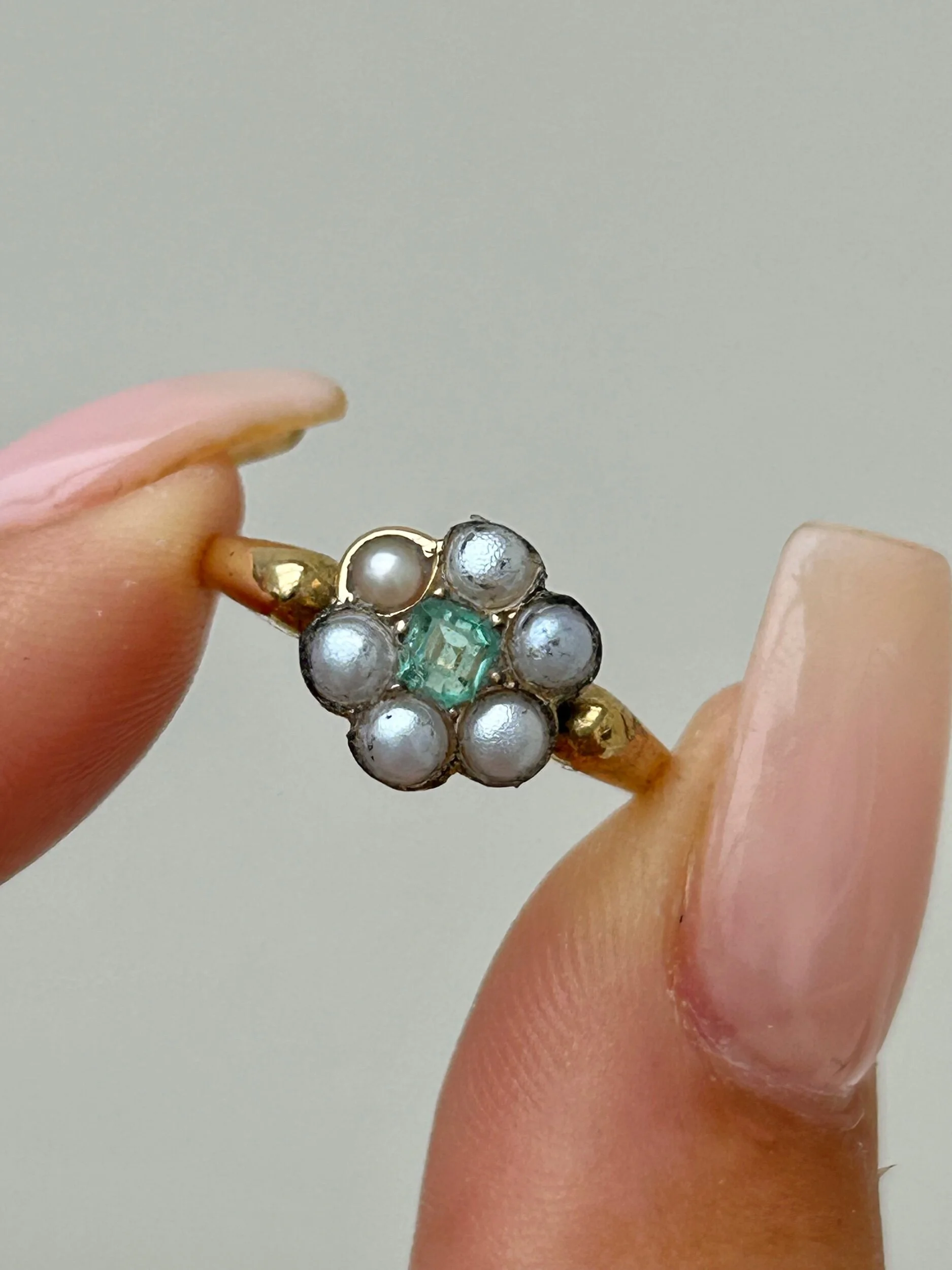 C9CE7CB0-E907-4FB8-97CC-343814B3F68C