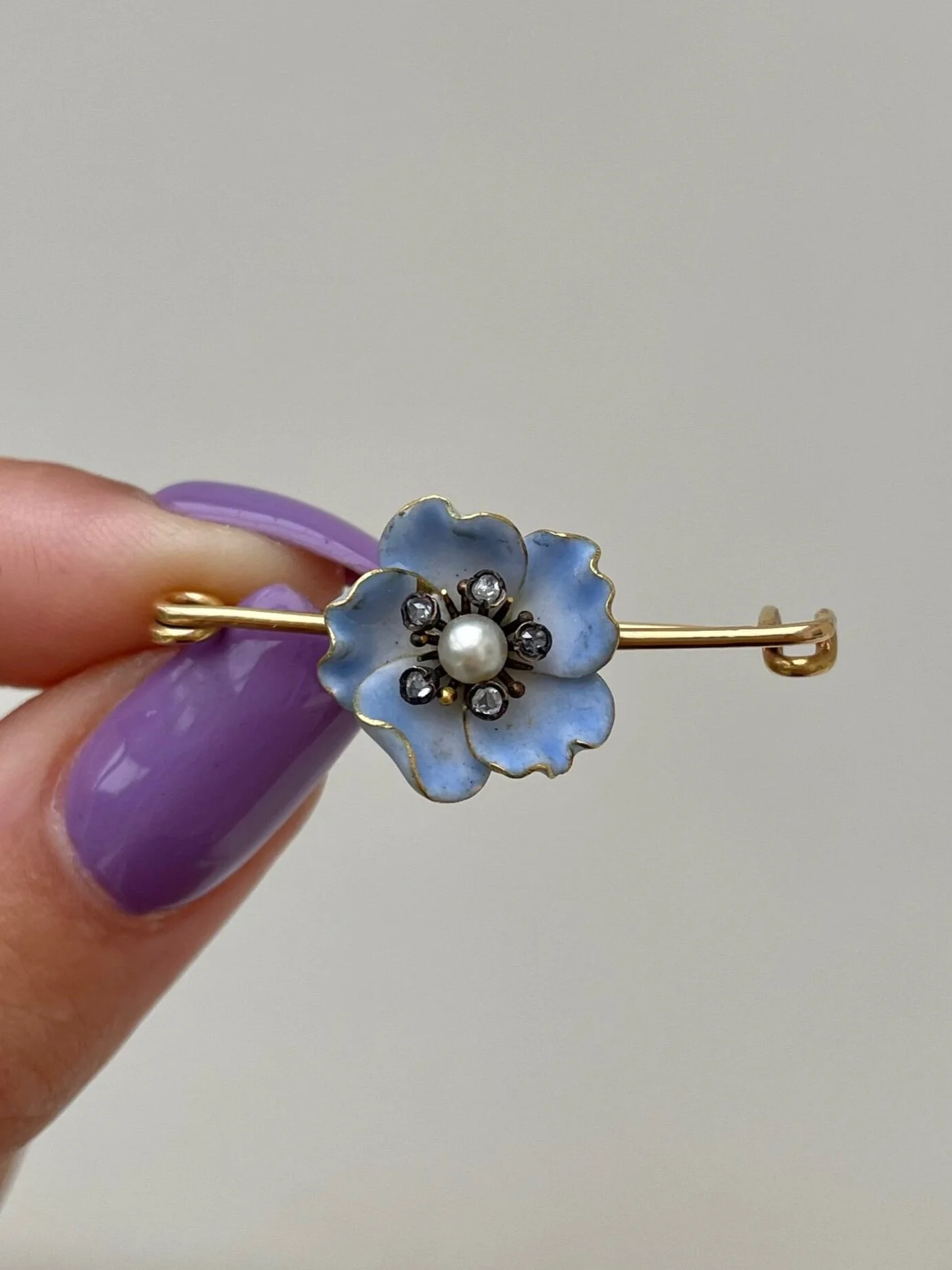 F58D85A2-1D3A-40B0-B938-94BC19C06249