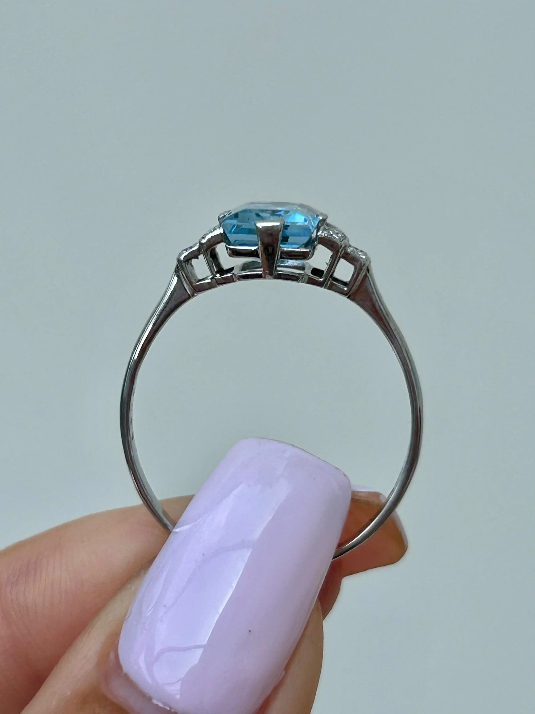 7D1C5B05-60A1-4597-81DD-FA2B85134DE5