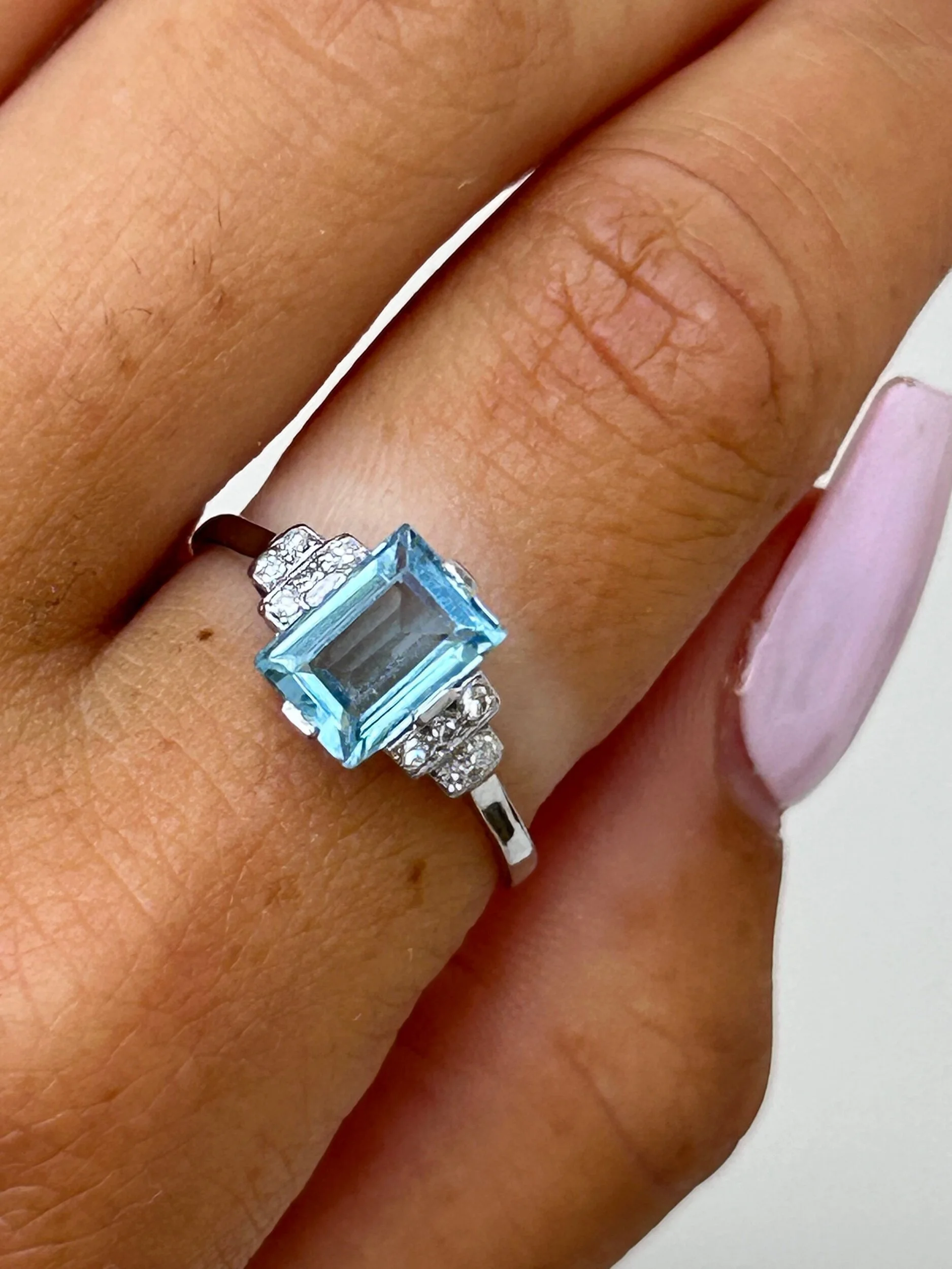 434AC2DB-2C23-4741-9362-7BC4C237ACA9