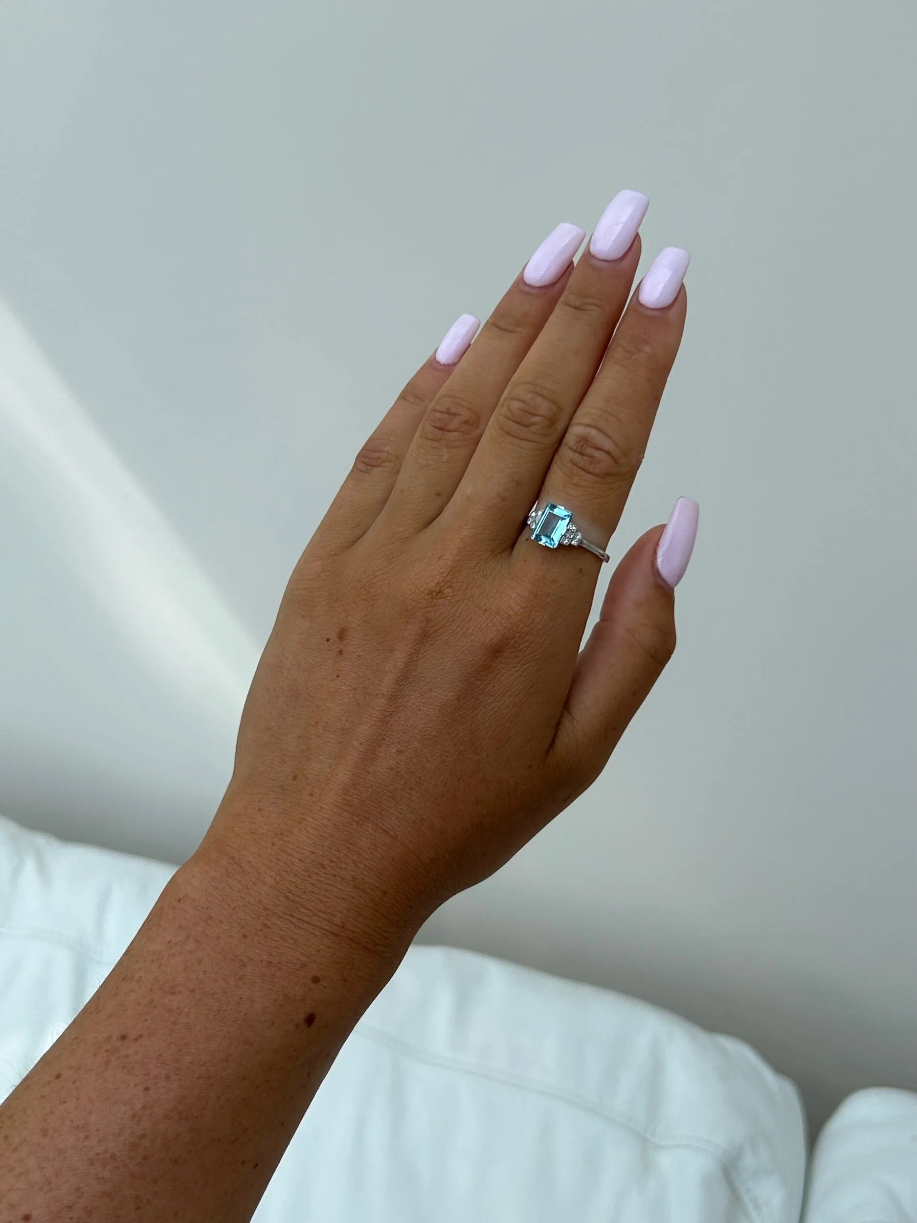 14ECF0CF-CF59-42A0-83FC-76C9C25C23E2