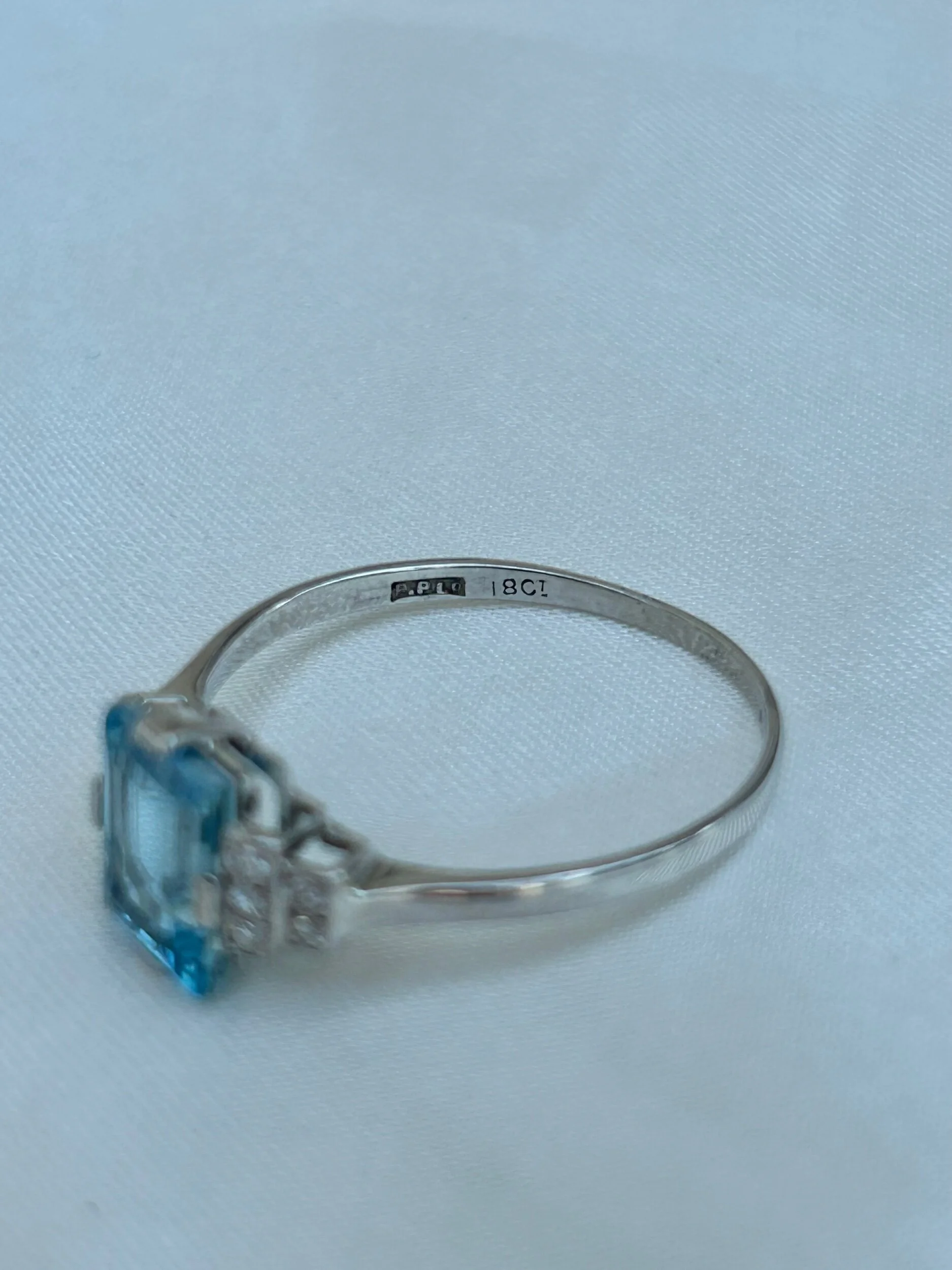 FEB408A4-8771-43CA-AA7F-6462575258BA