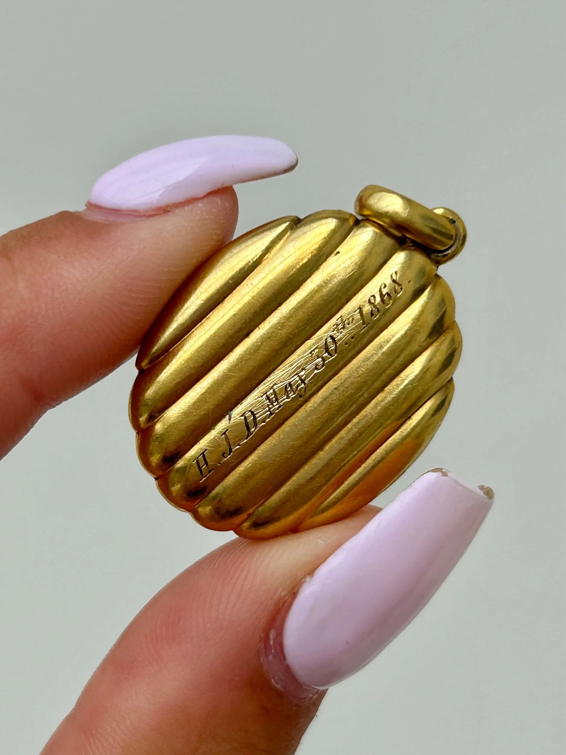 CF8224EE-04FC-43AC-9276-9B70313F087D