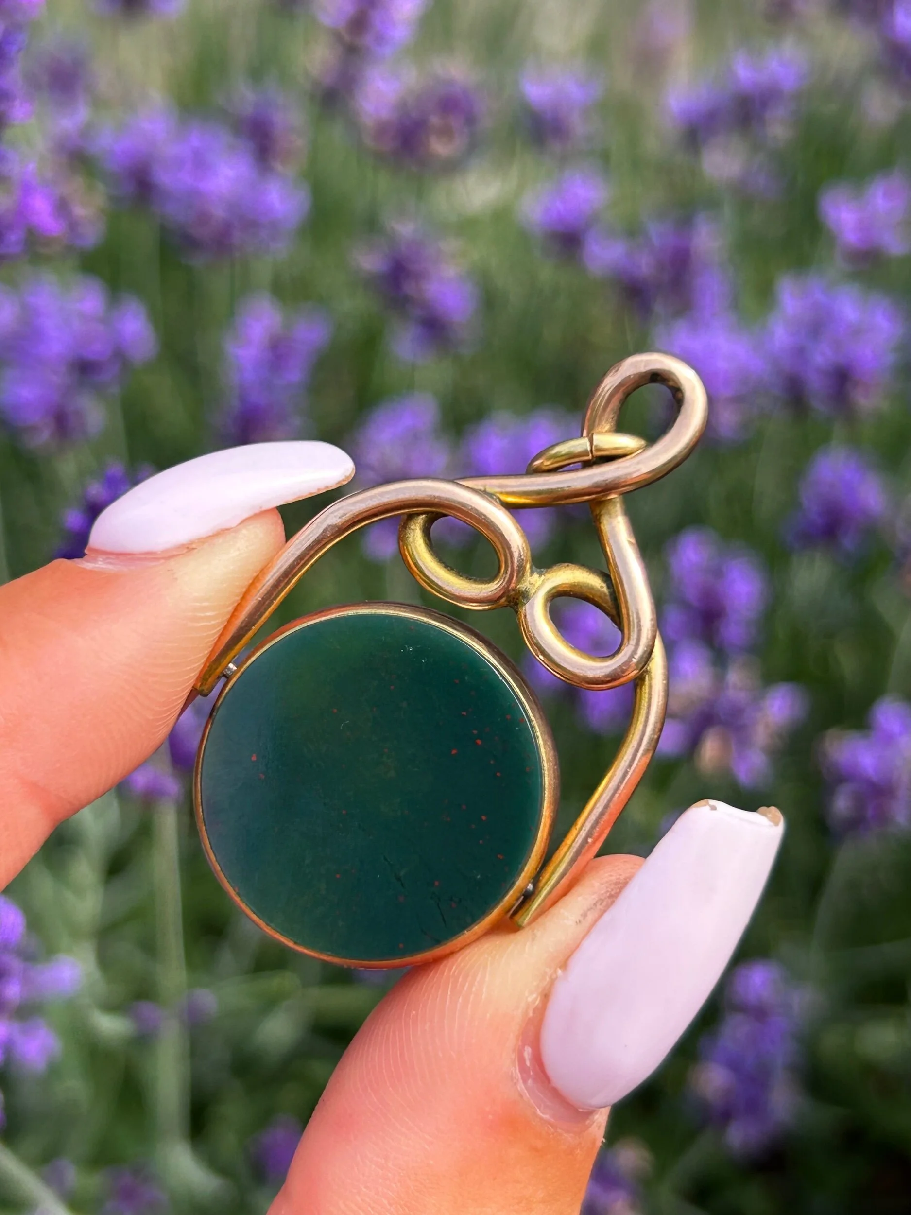 37D0070D-1274-44FE-8C26-01EAFFE19F37