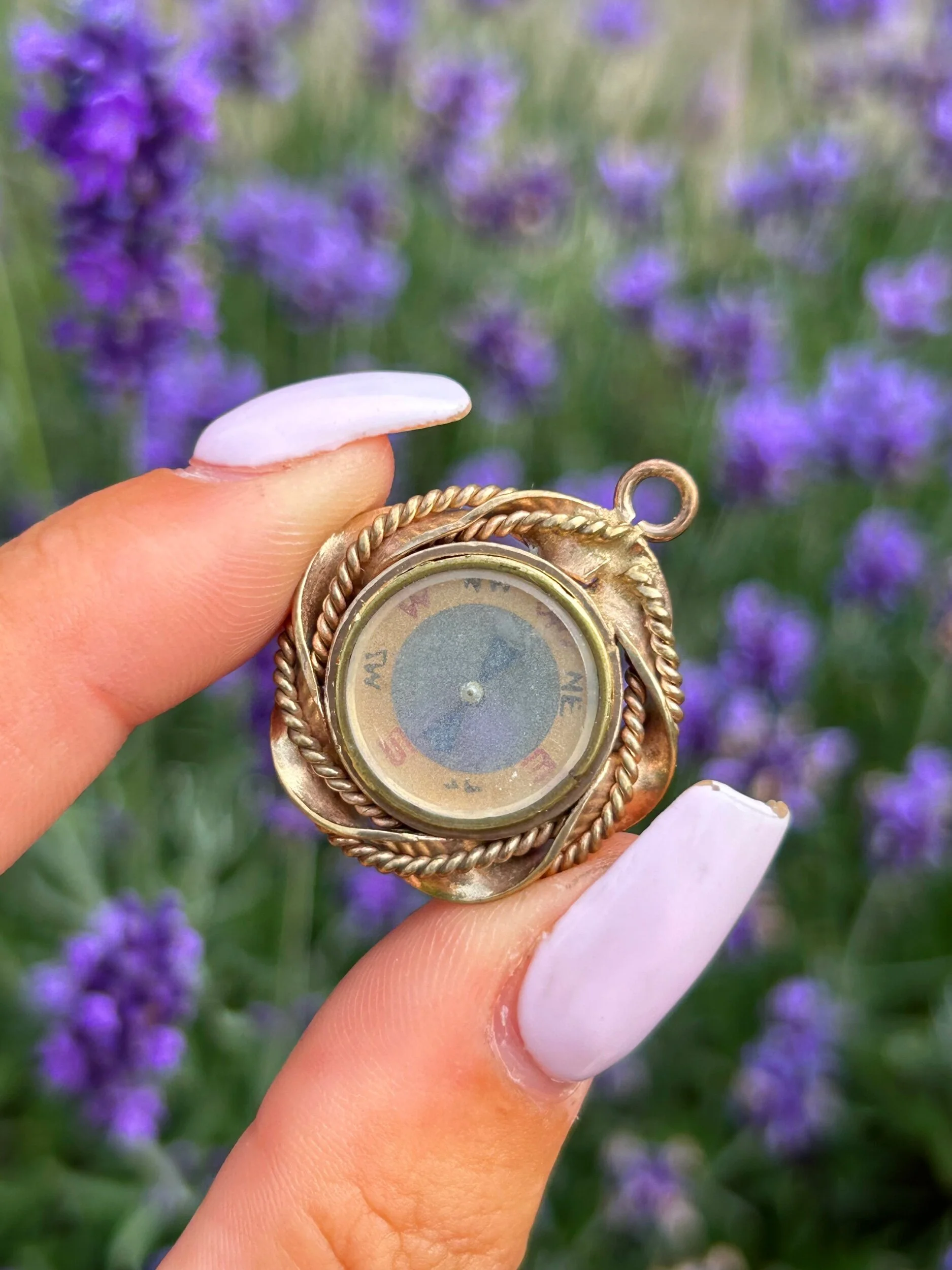 8BDAB1D2-CF8B-4673-AC65-4775687F601B