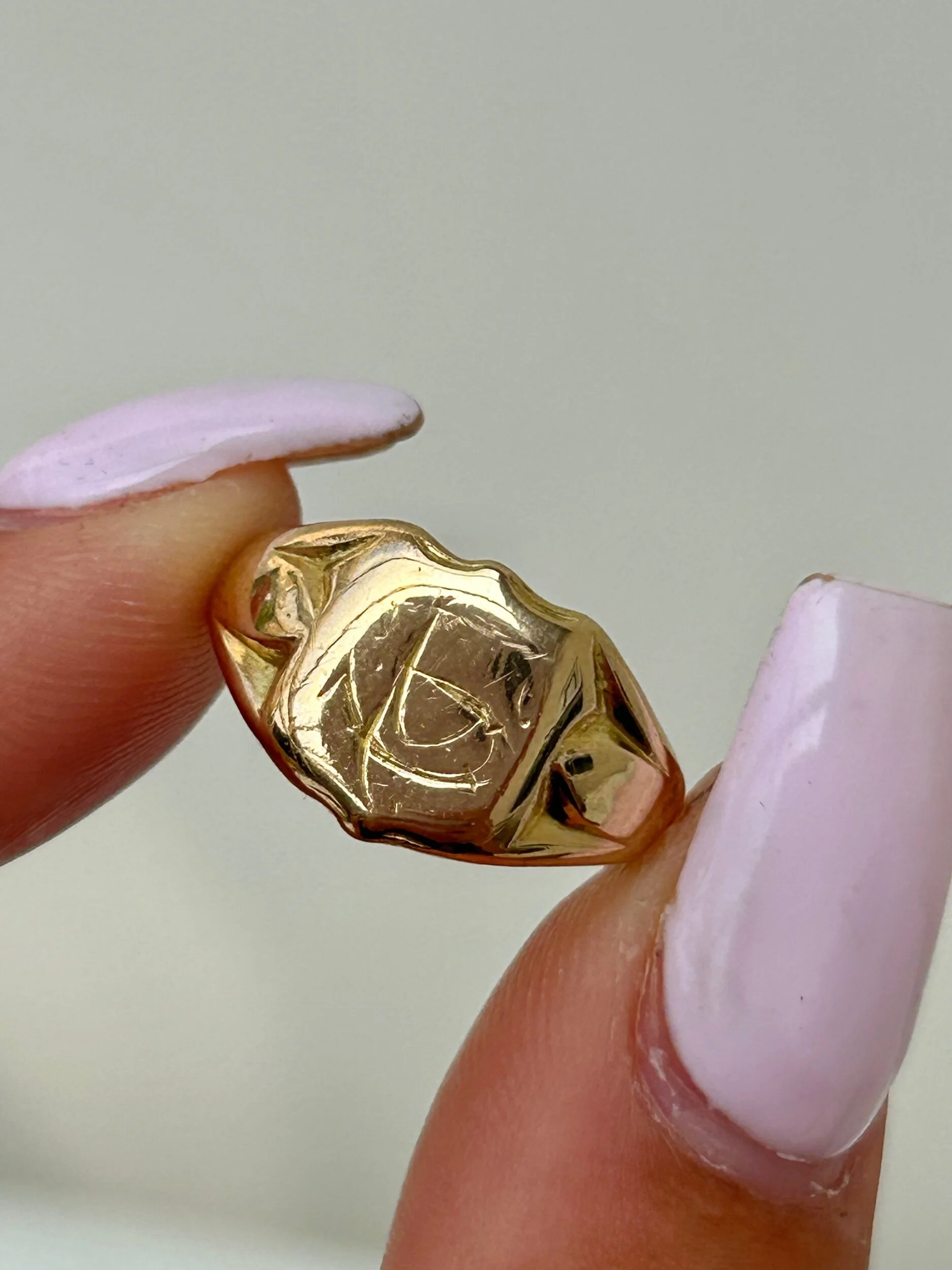 18DA737B-4F9E-4108-84ED-0B0A3093AAB1