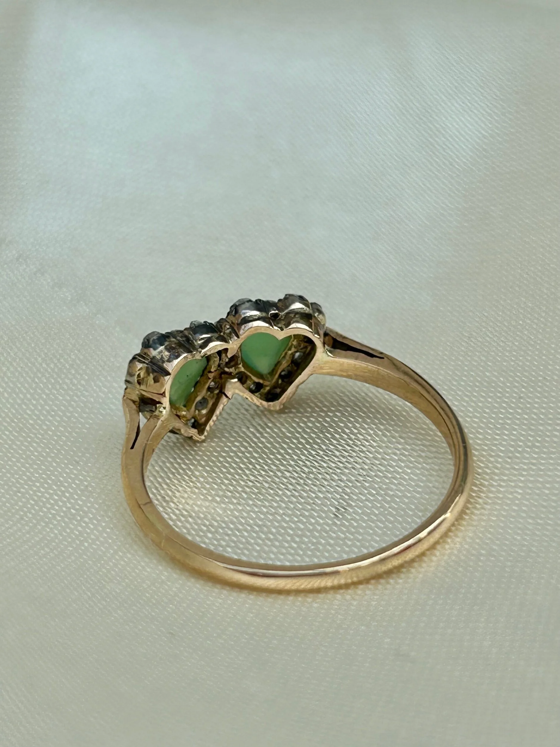 0BC7324E-BBED-406C-8F36-83E13641B9DC