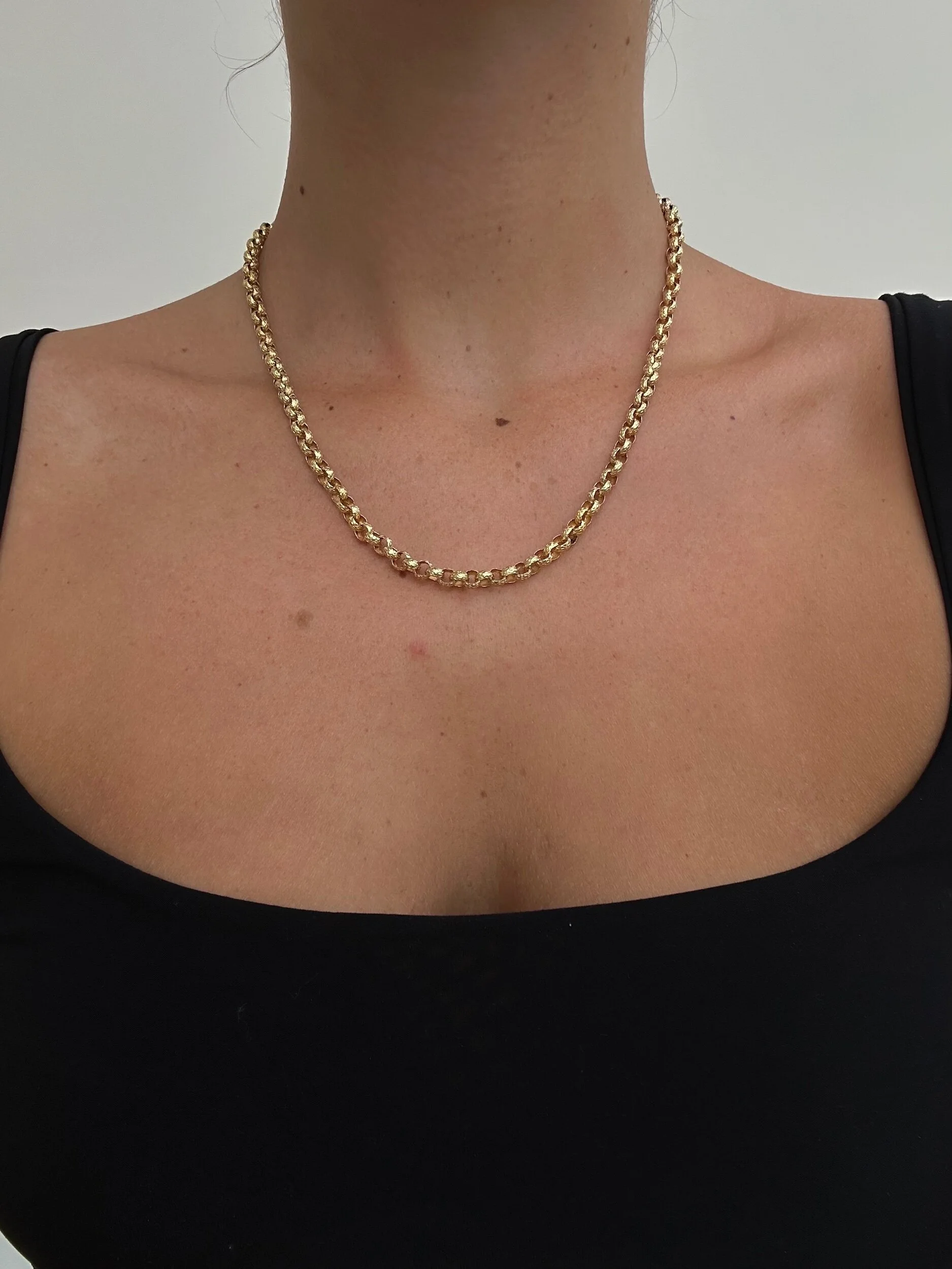 0570B638-D23A-4F54-B636-41866D71FB87