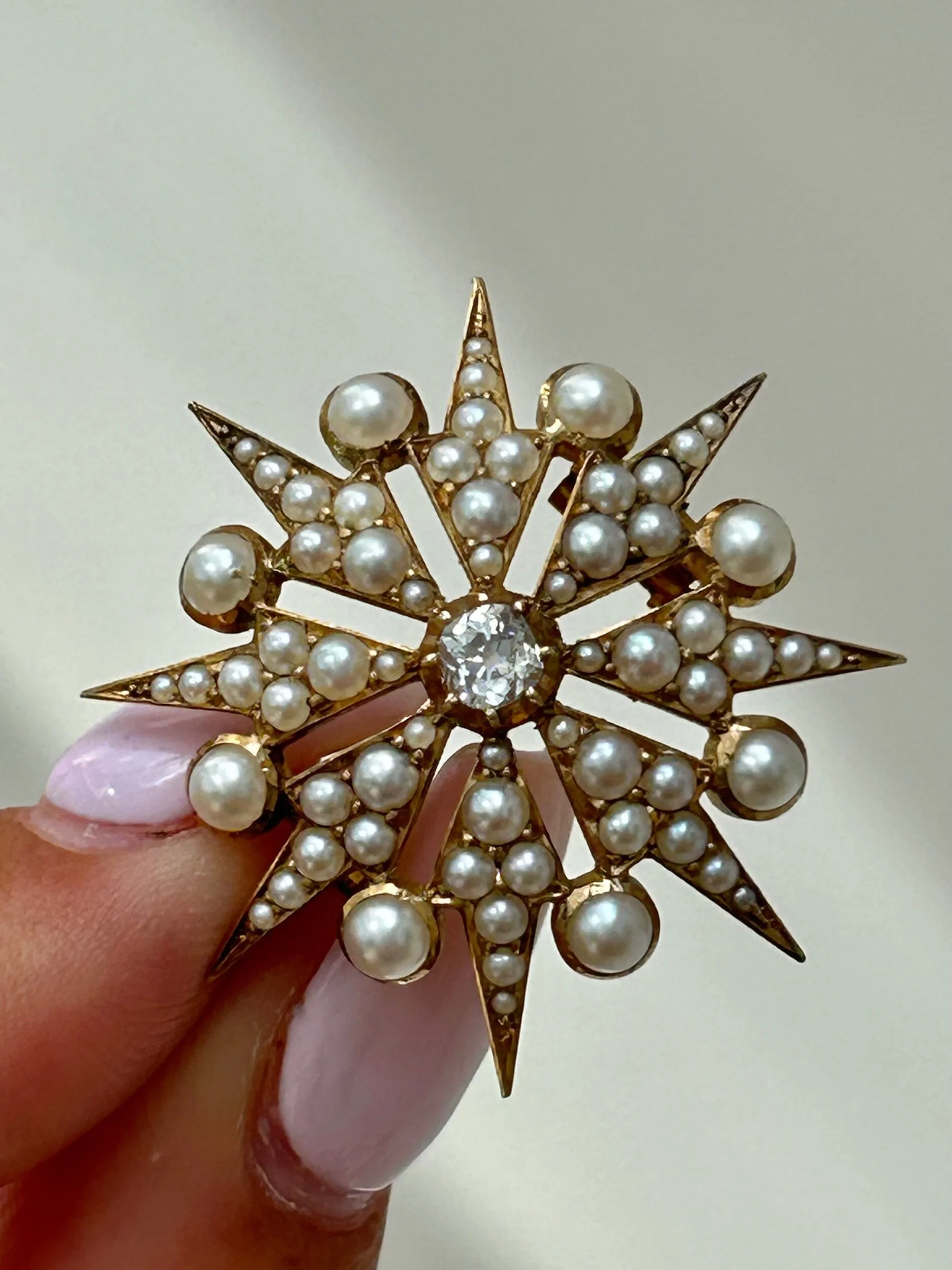 DB7EC14F-4AD3-4261-A2EC-C5FB75D7D997