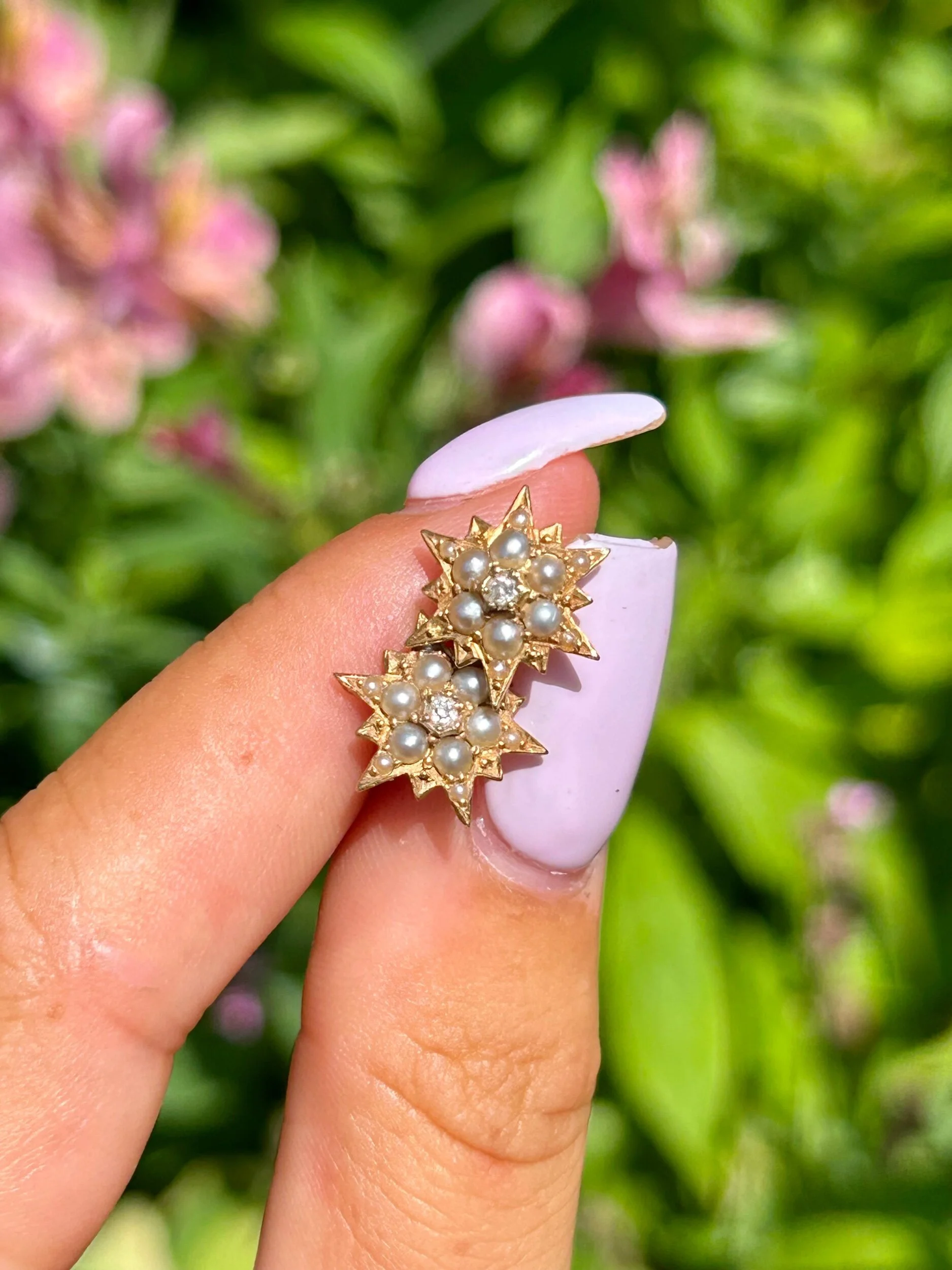 5167E38A-7CD9-4F9D-A9AA-90BC9A9DE43D