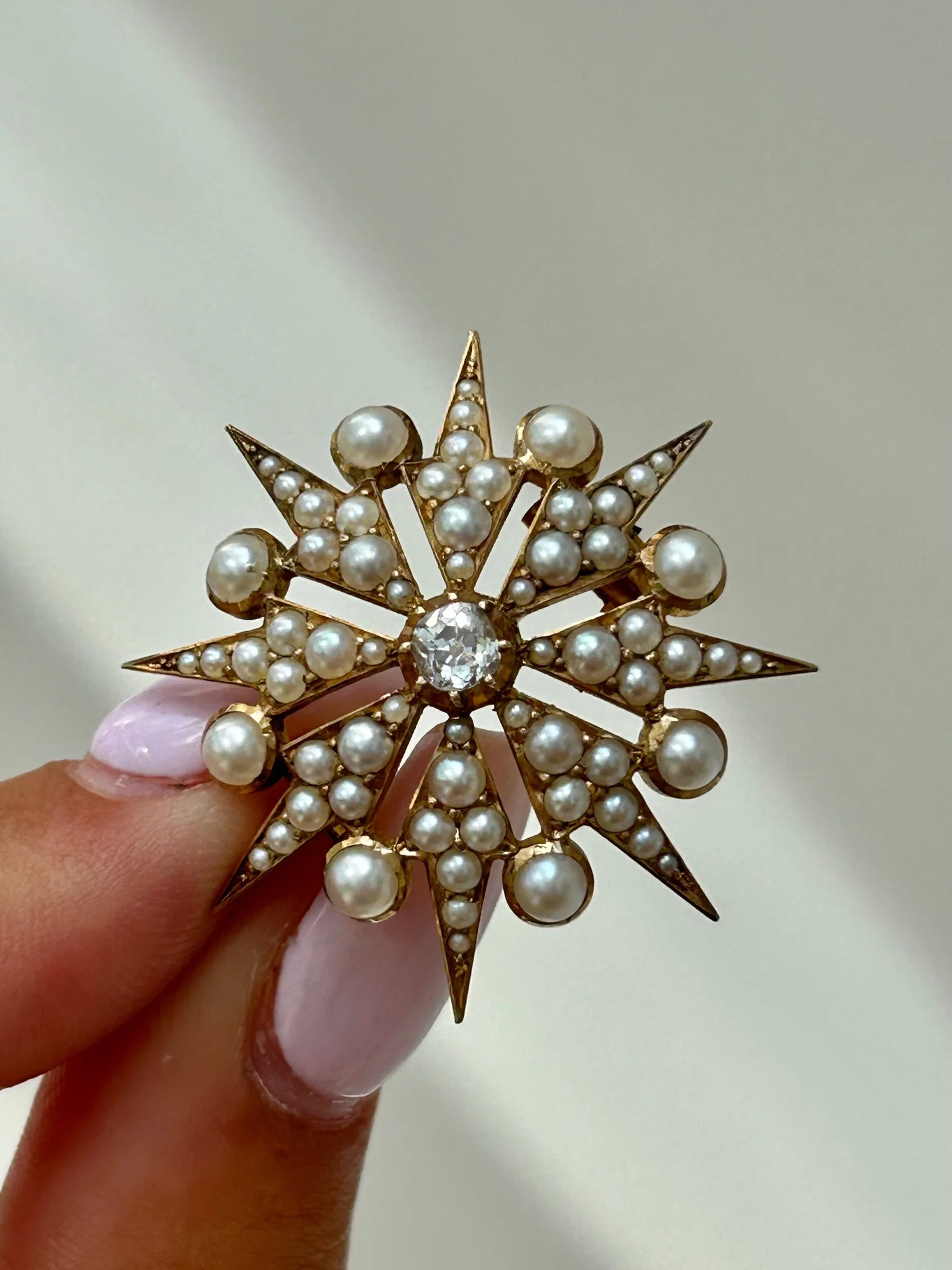 CD3F4974-B380-4A8E-ADA5-93567AEFB74E