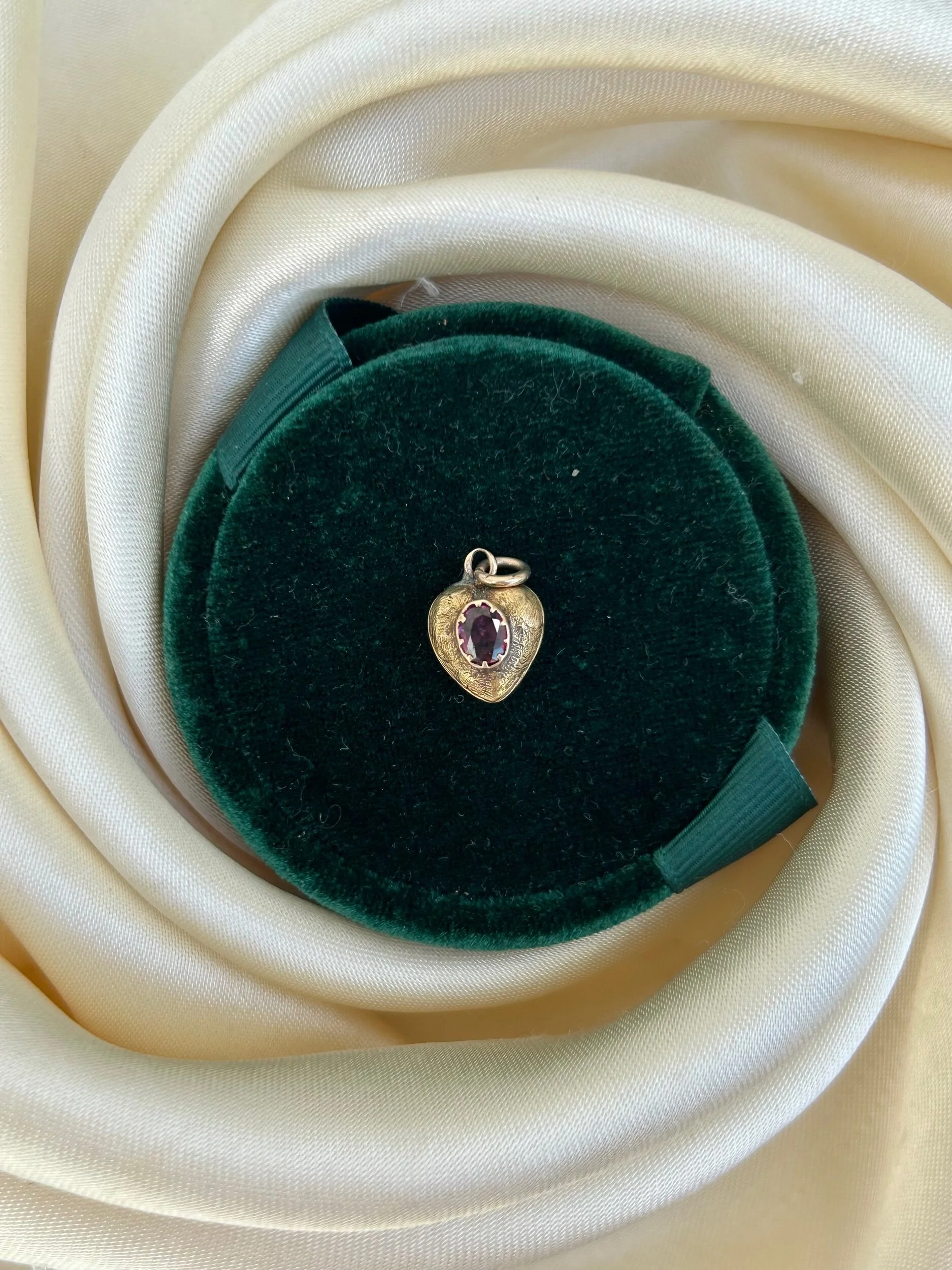 15514B2E-01E4-4F36-9D0A-B7F6703D57AD