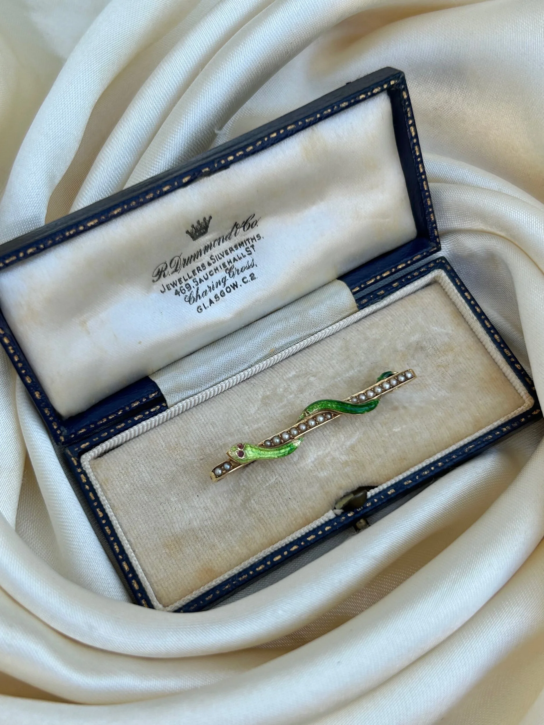 D008CDFC-AF5E-41EF-BFDD-6311FE20482A