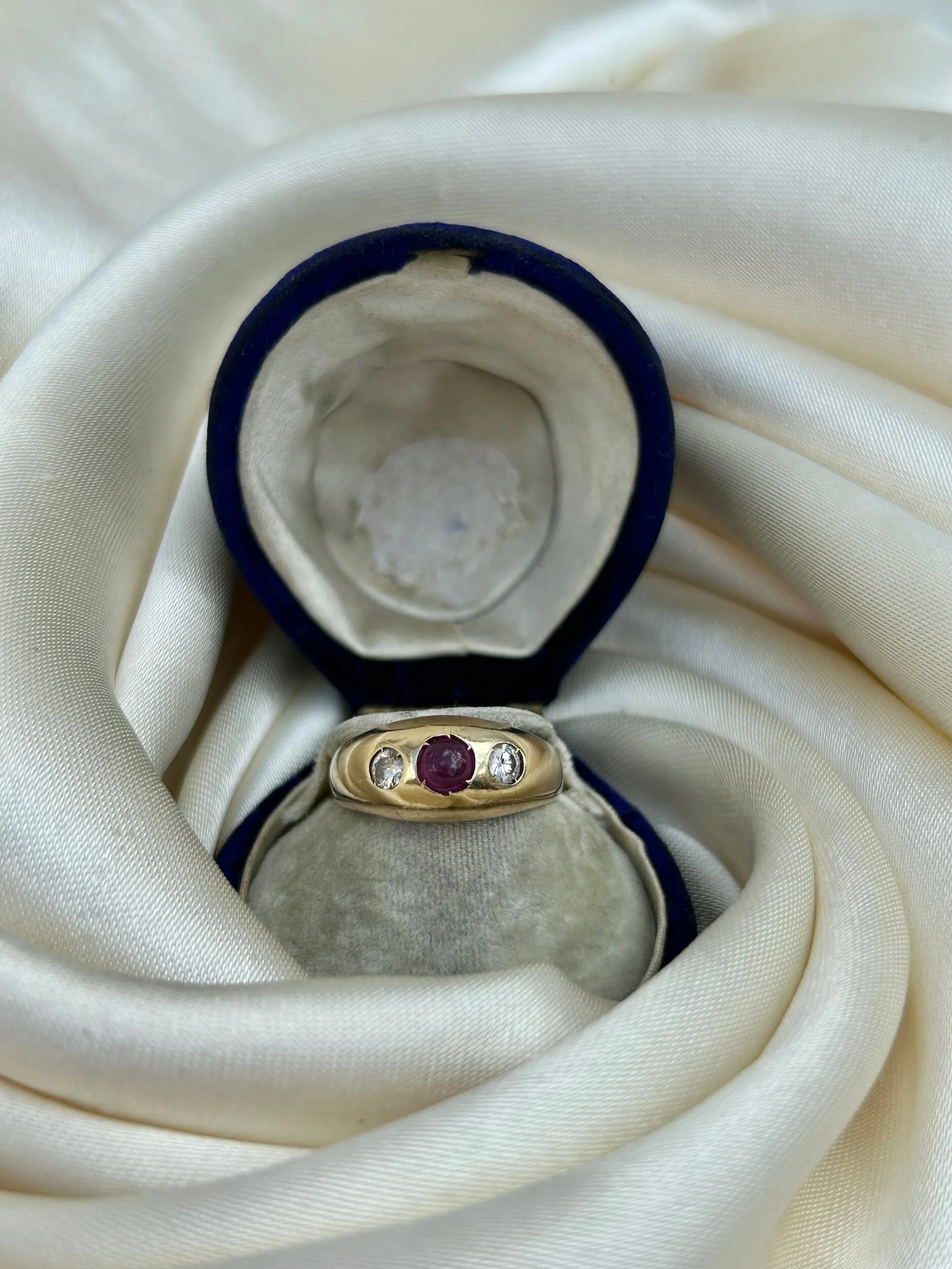 9E32D853-A057-40DB-B27F-74173319F9D3