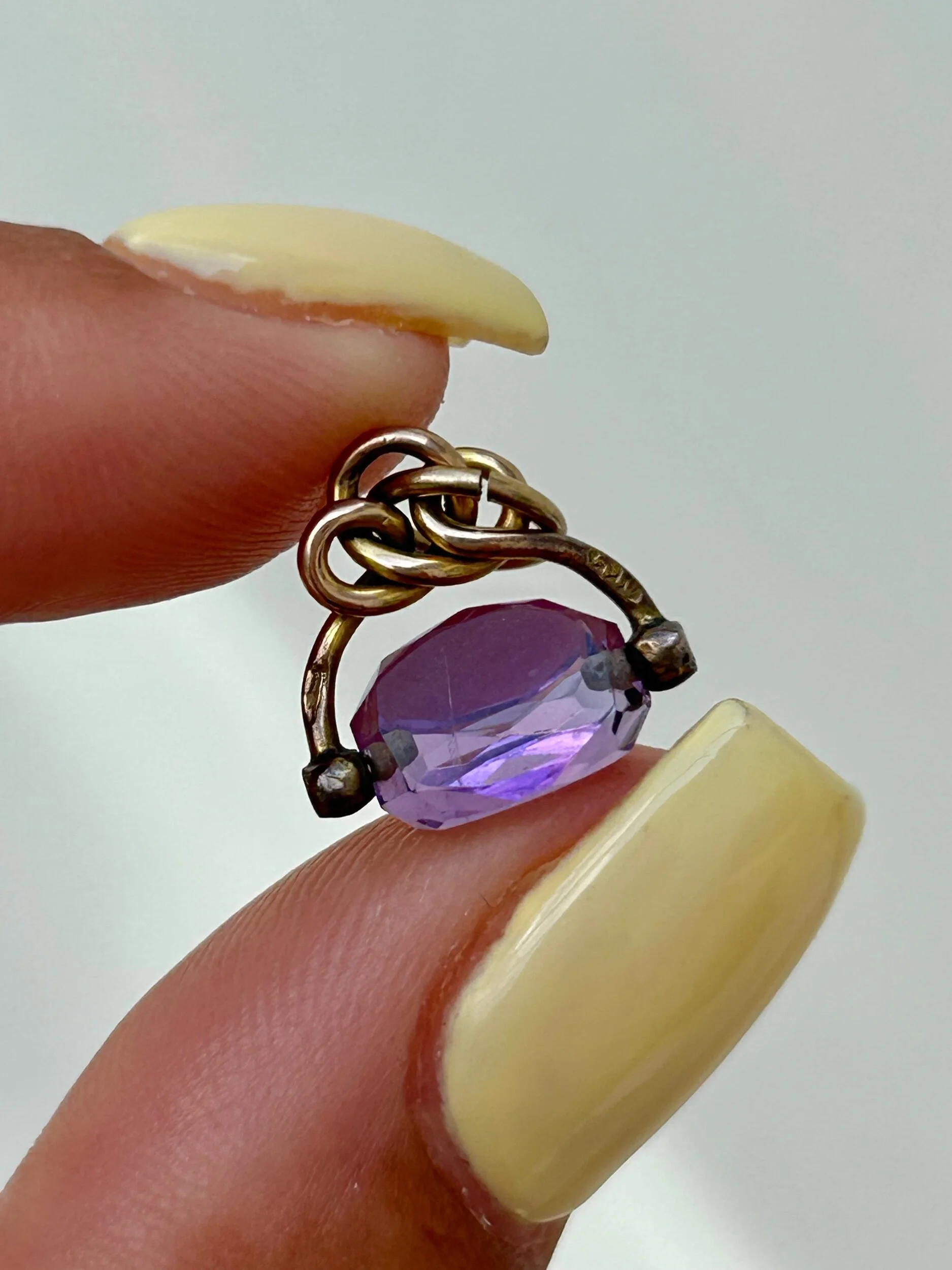 C7B44CD4-D7AA-4339-ACD4-C24C2C00C5BC