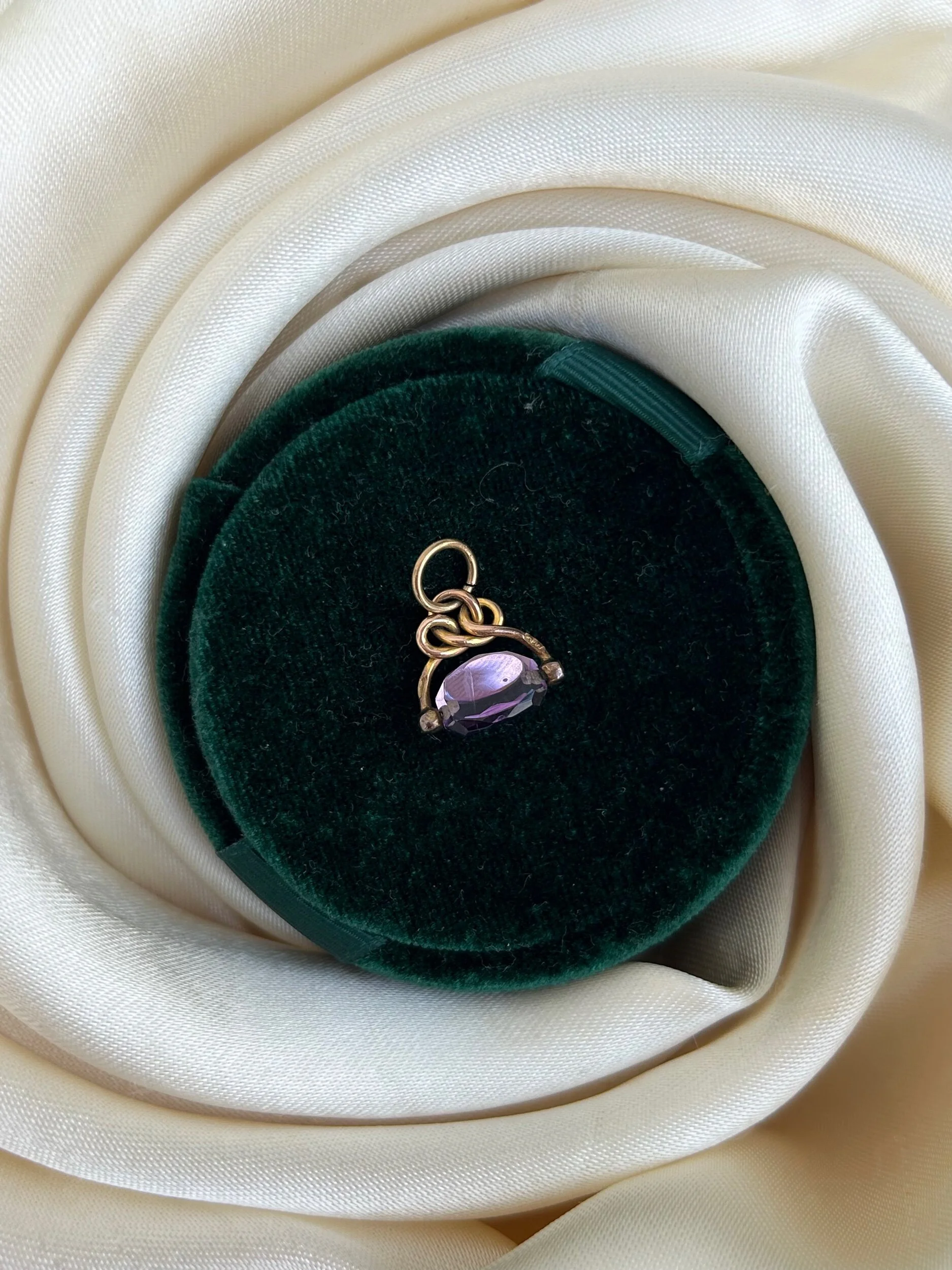 2D78D102-0675-414C-B61F-34982D3F604D