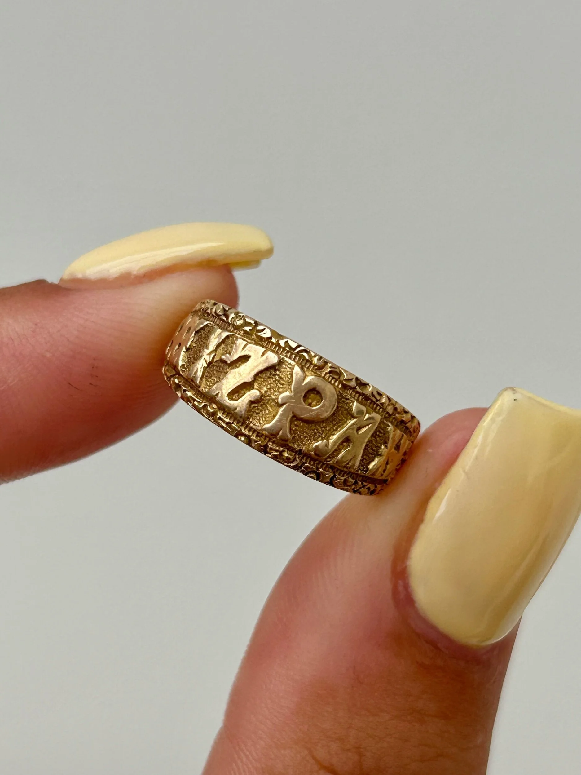 61A752B5-157C-4CF4-9980-C441D29FC88C