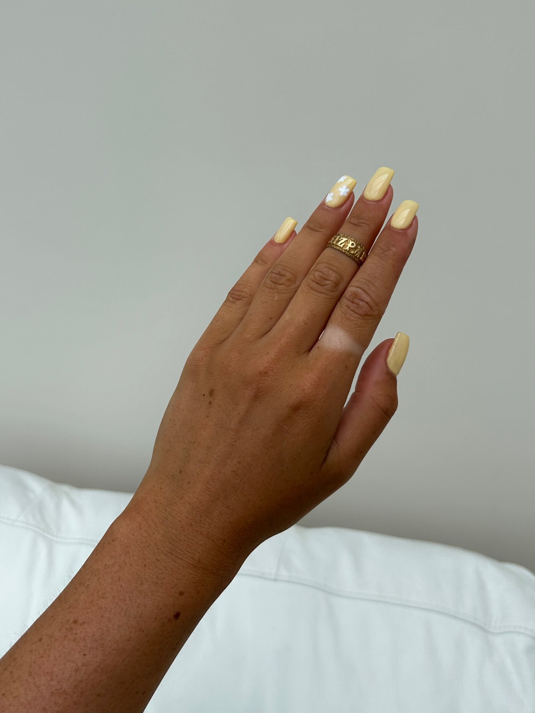 899F2E17-97B7-4087-8CDF-80D7EBA69903