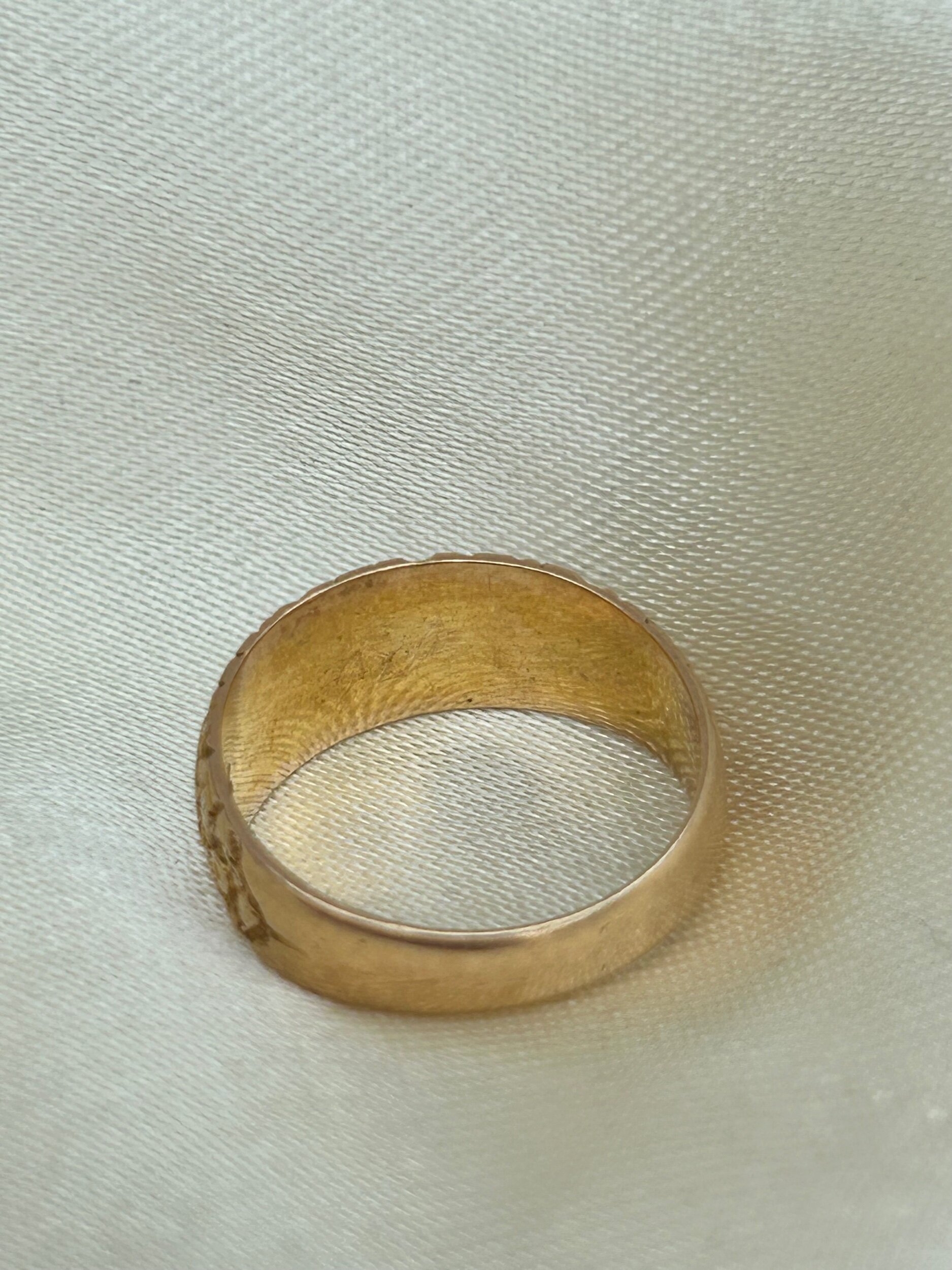 EB26295B-9F77-47C7-BE7C-B28D3A369145