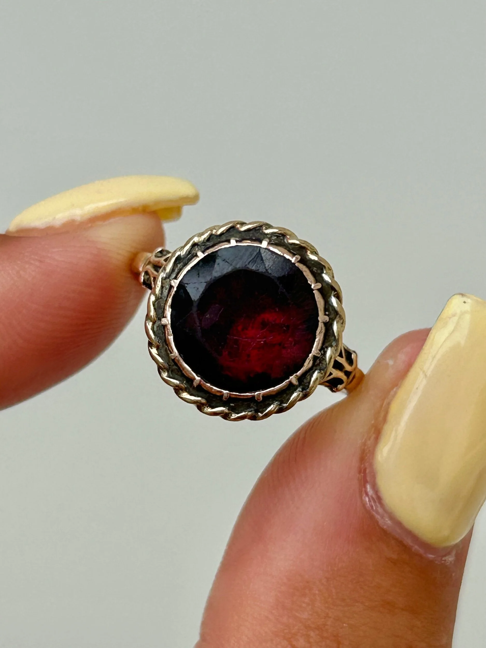 8EA9F97C-F673-454D-A01C-A7DF2AA7C051