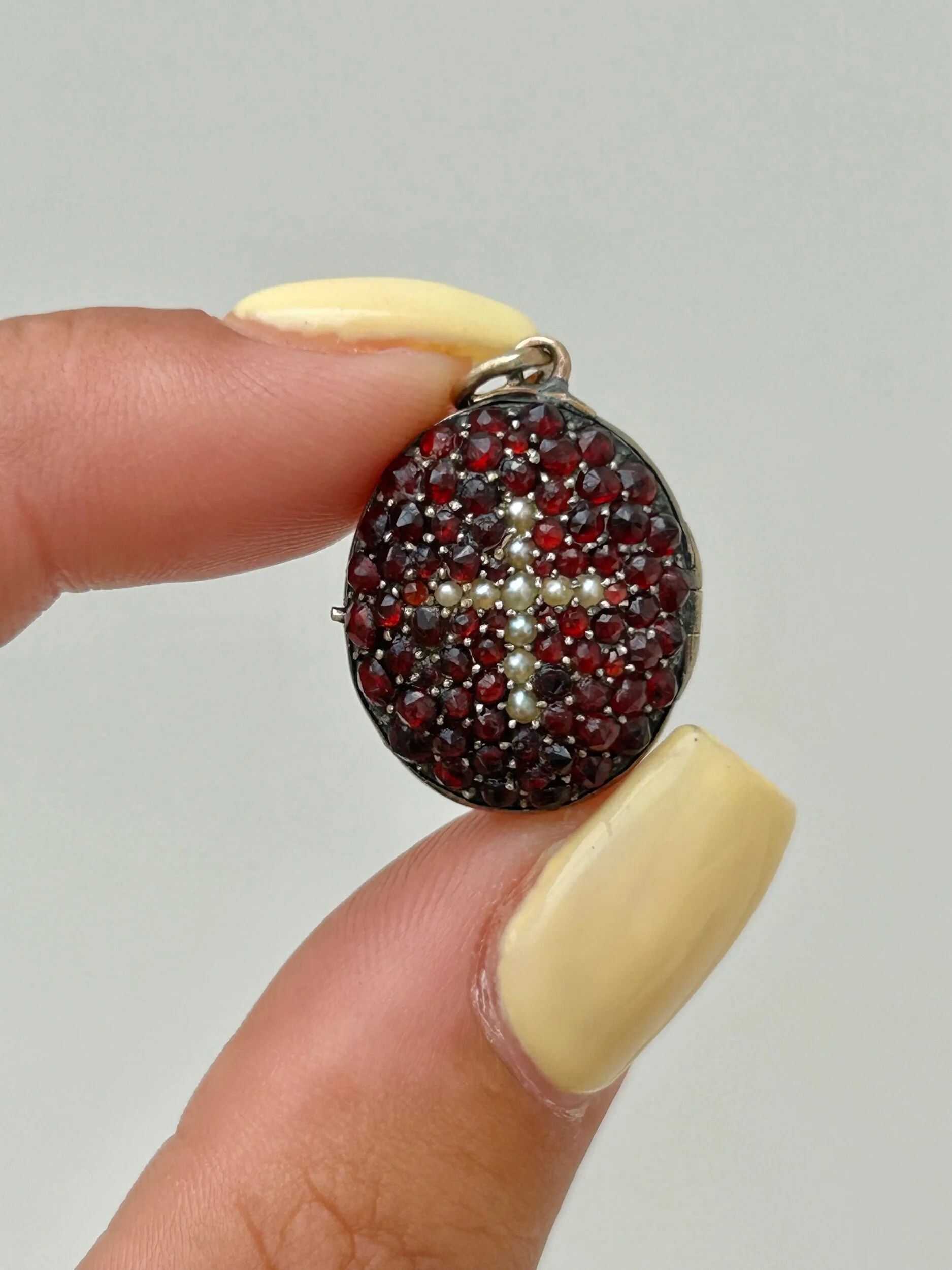 5687BCBF-D39A-41B1-8C6D-9F7A54223DC1