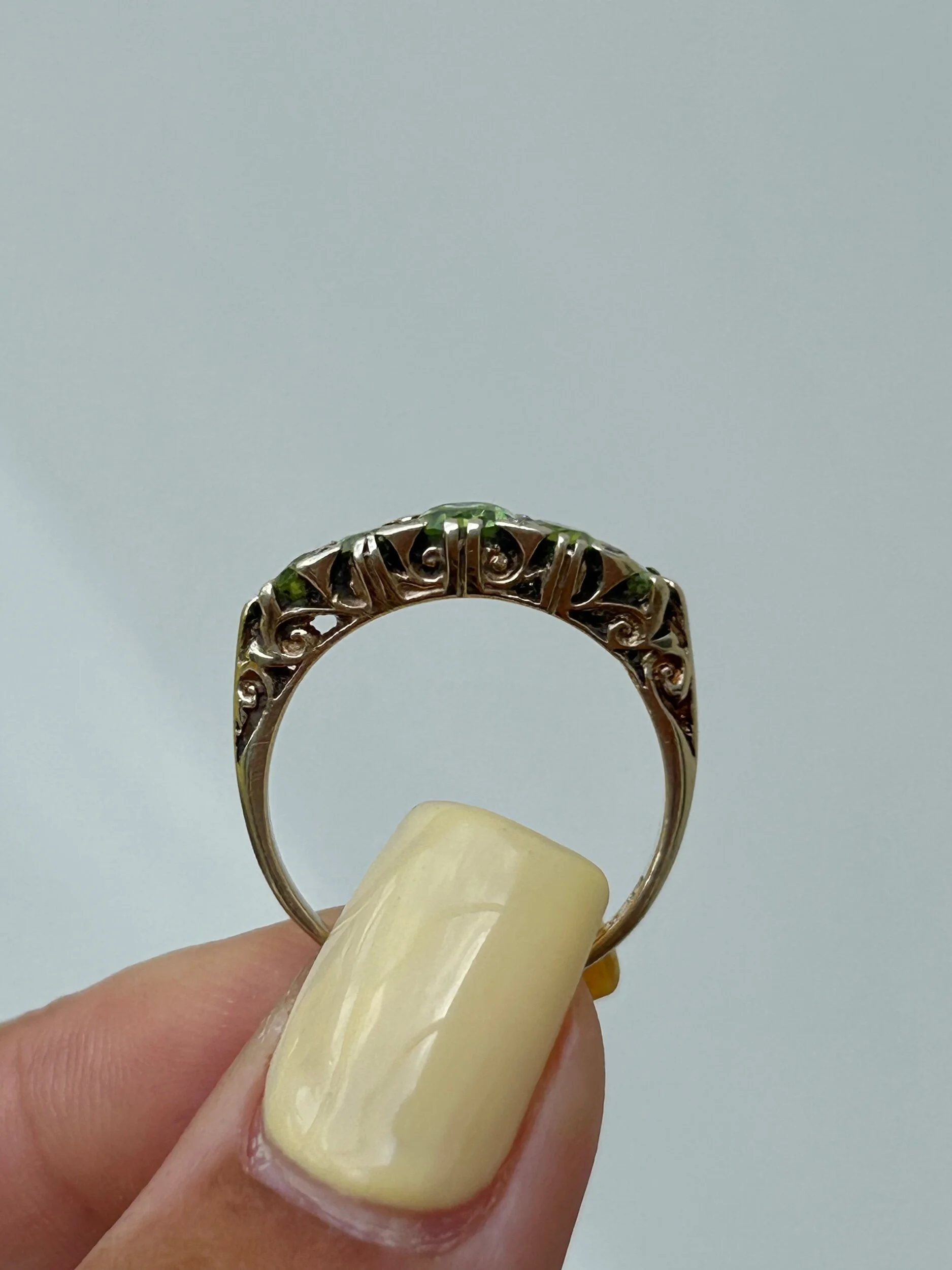 52F55AE2-1D6F-4E7B-892C-7C7BA4AE4929