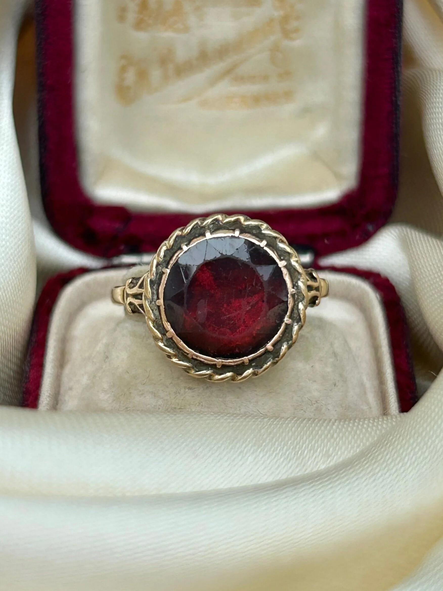 D25B4367-450D-45EA-A201-D7E3D5C26802