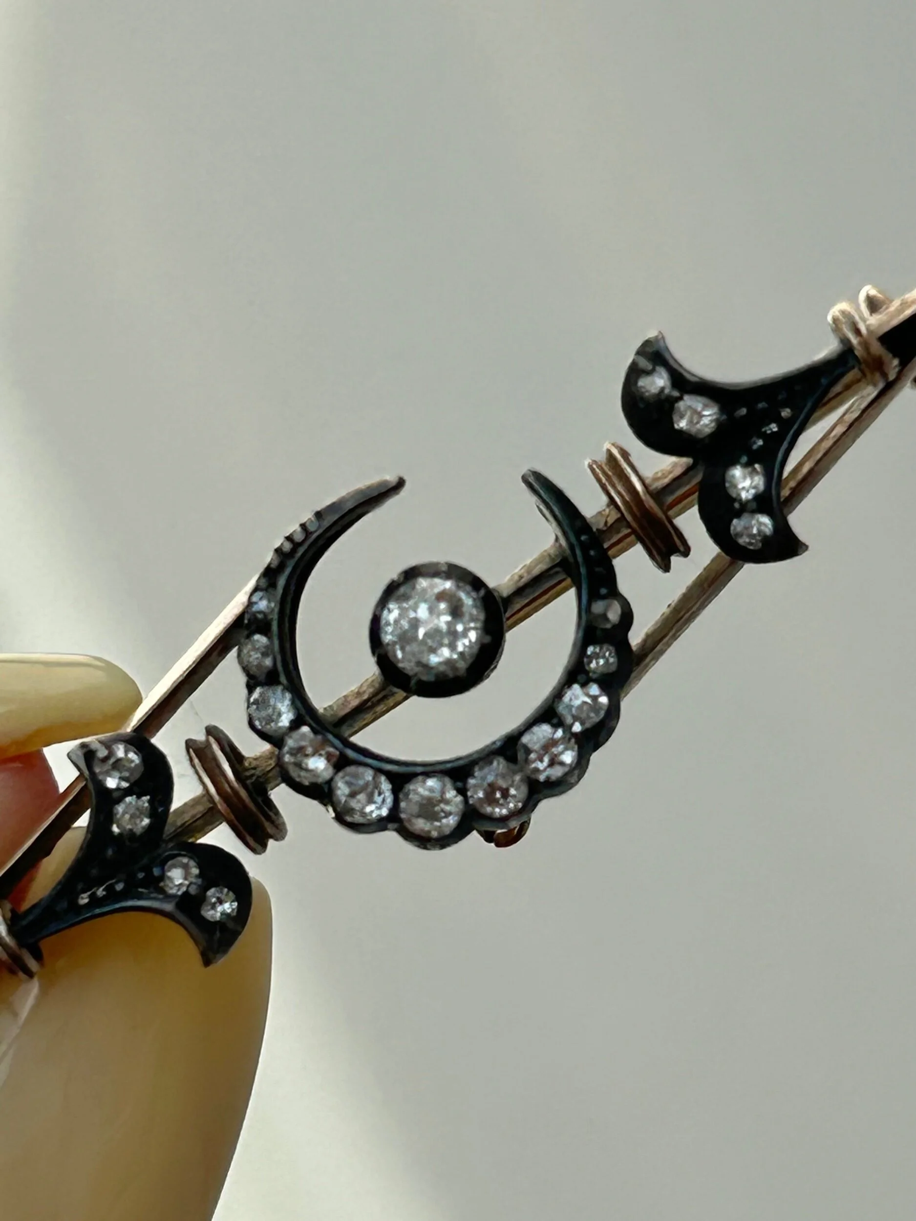 5B8BC2B7-CB5C-471E-B04C-037C26F166BE