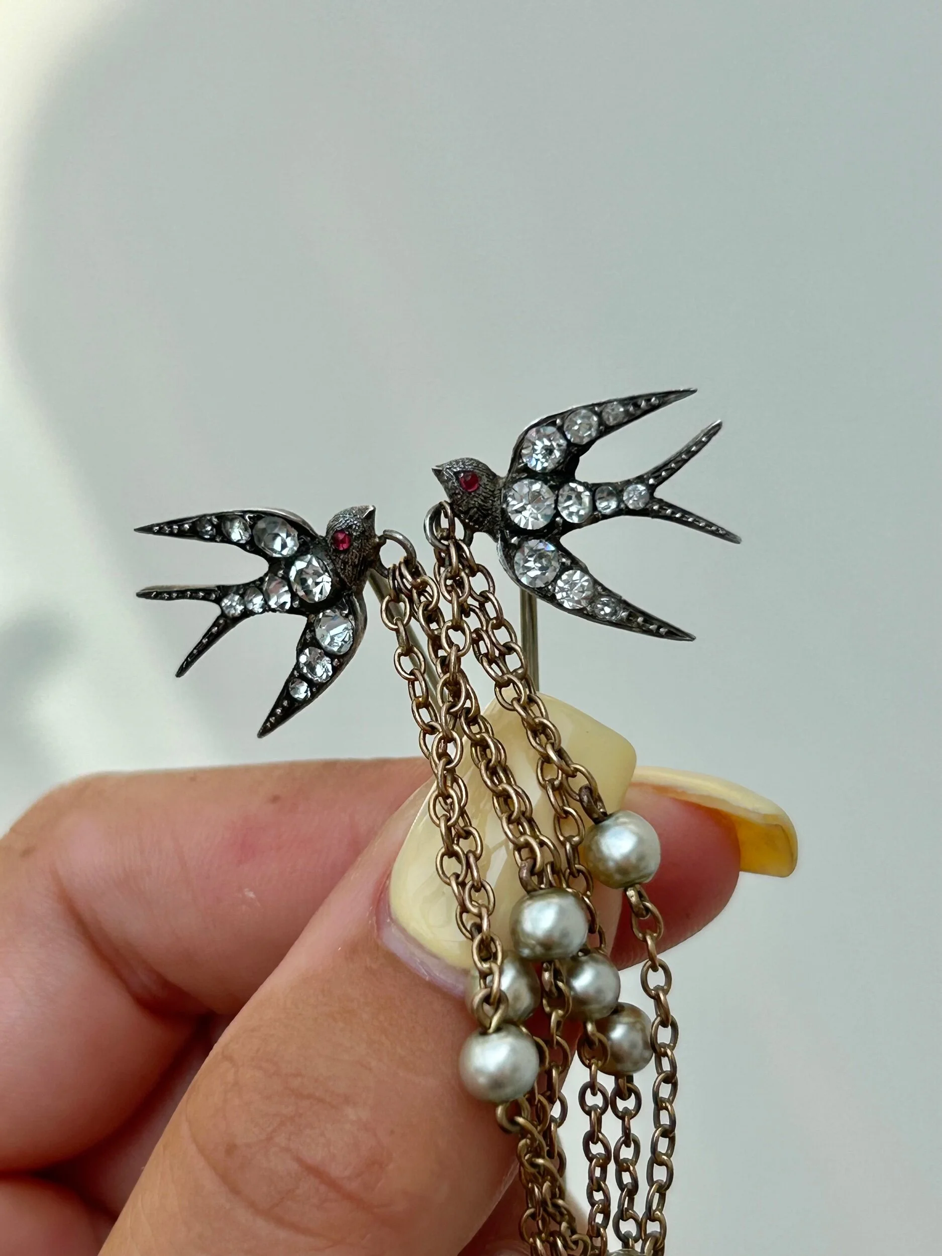 EDF3BFFA-B2F8-4314-B4BE-7D5EA5E20915