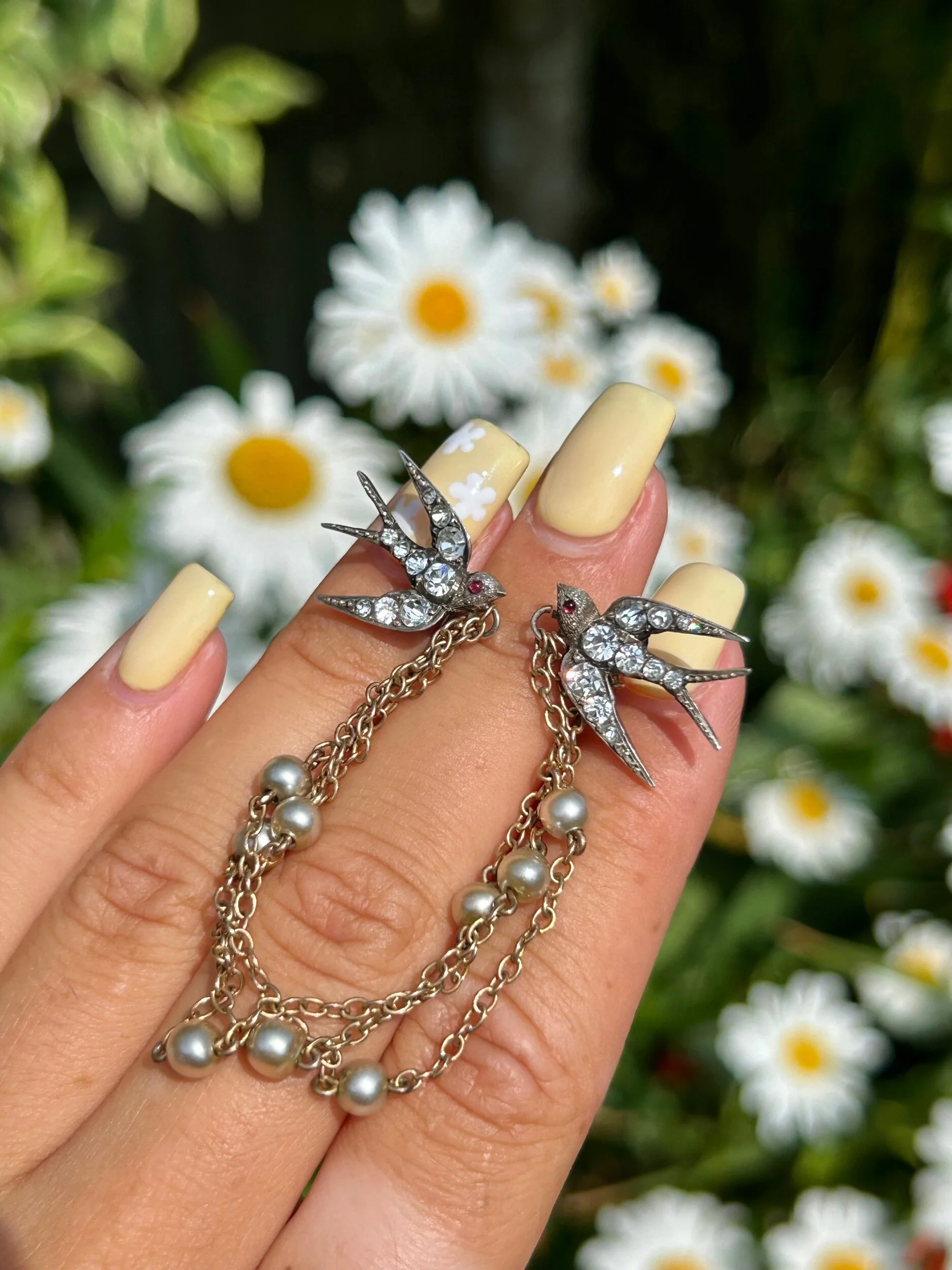 B9E5721F-0164-4D5A-8A6C-92E2AF857432