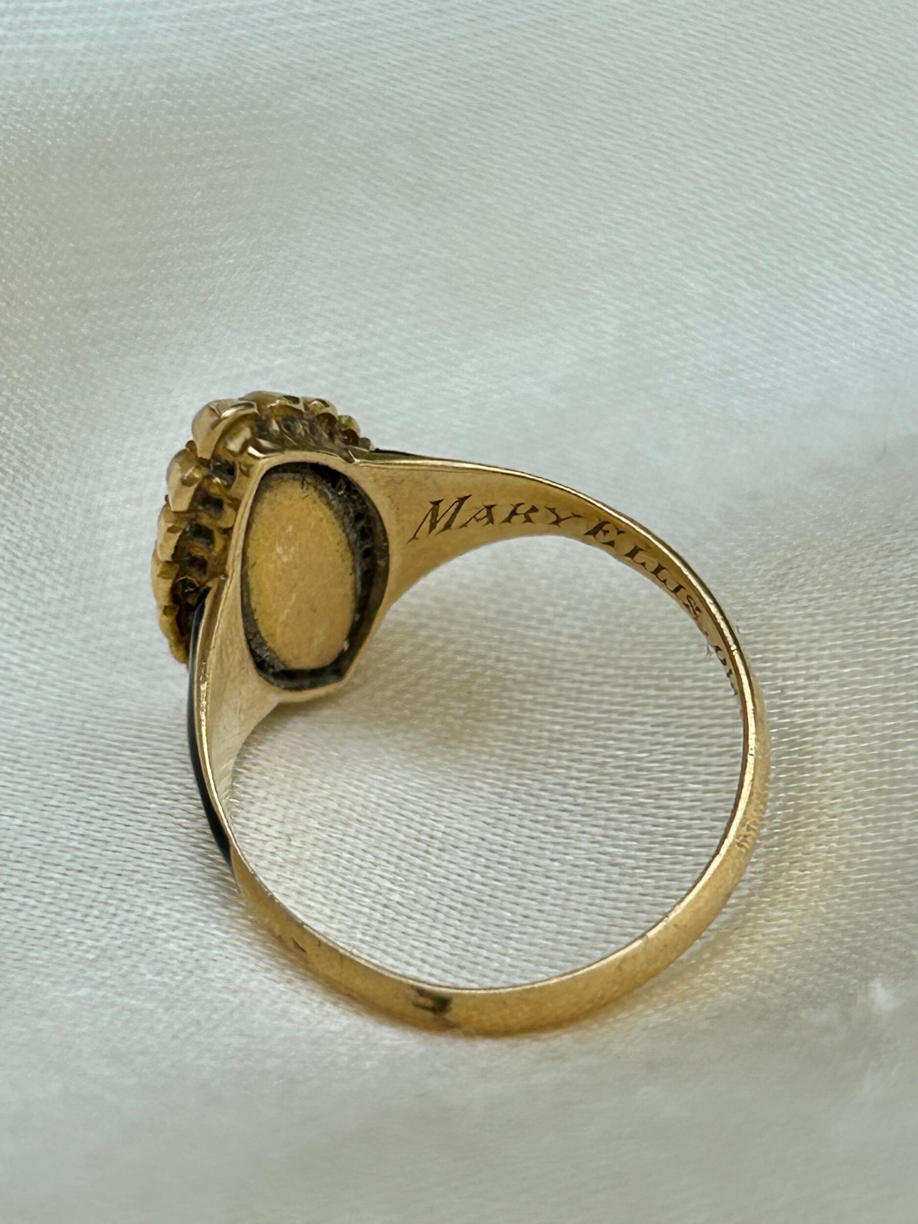 7528DD48-C21E-4CCC-ABEE-8178D67E8BFC