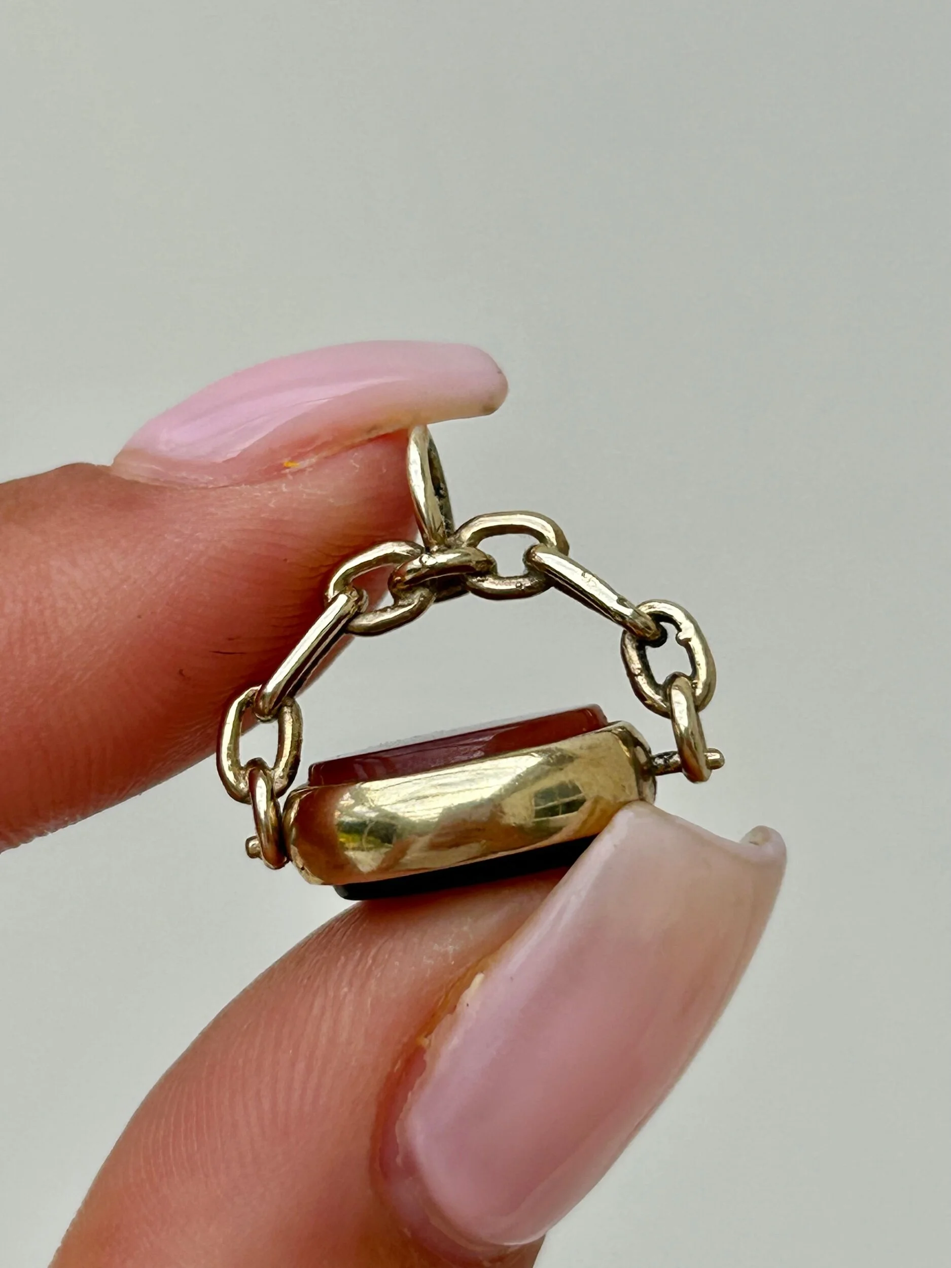 0E07E515-6346-4C4C-B6BF-A1E26A3C5A72