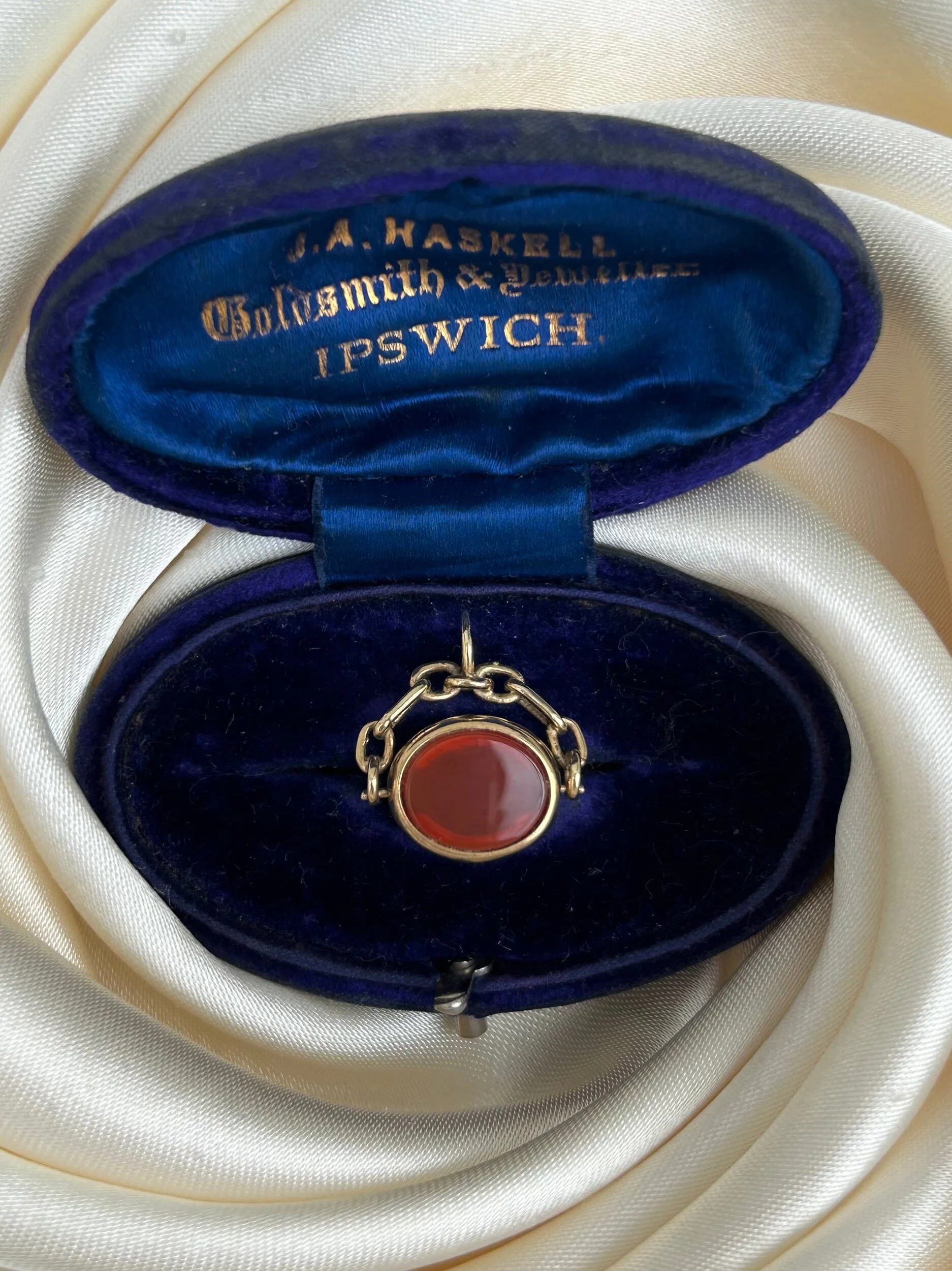 3415391A-0DBF-4A21-9231-DA7D05236EEF