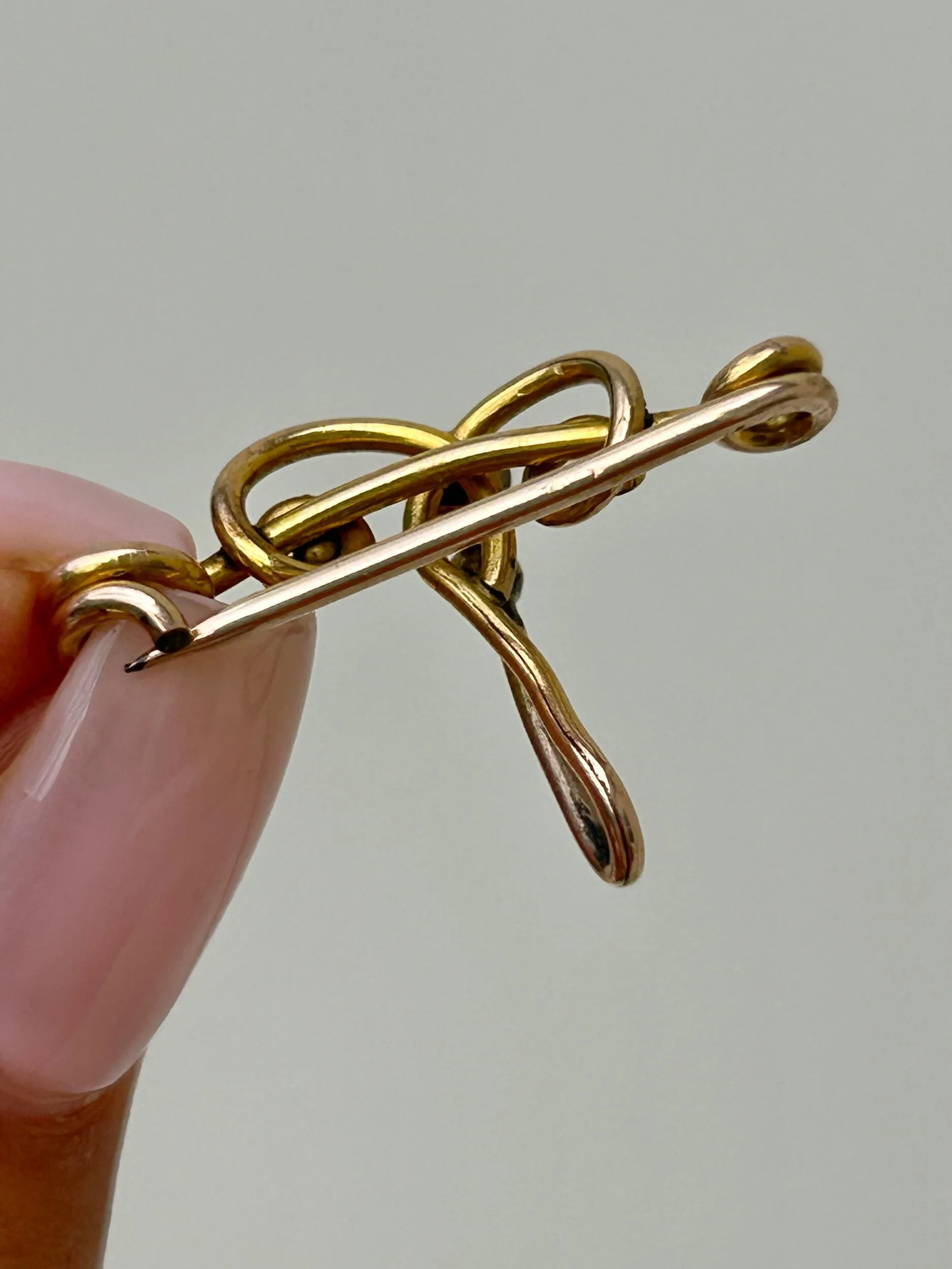 11E83F73-09CA-4CB5-9F0F-7C253D18BB53