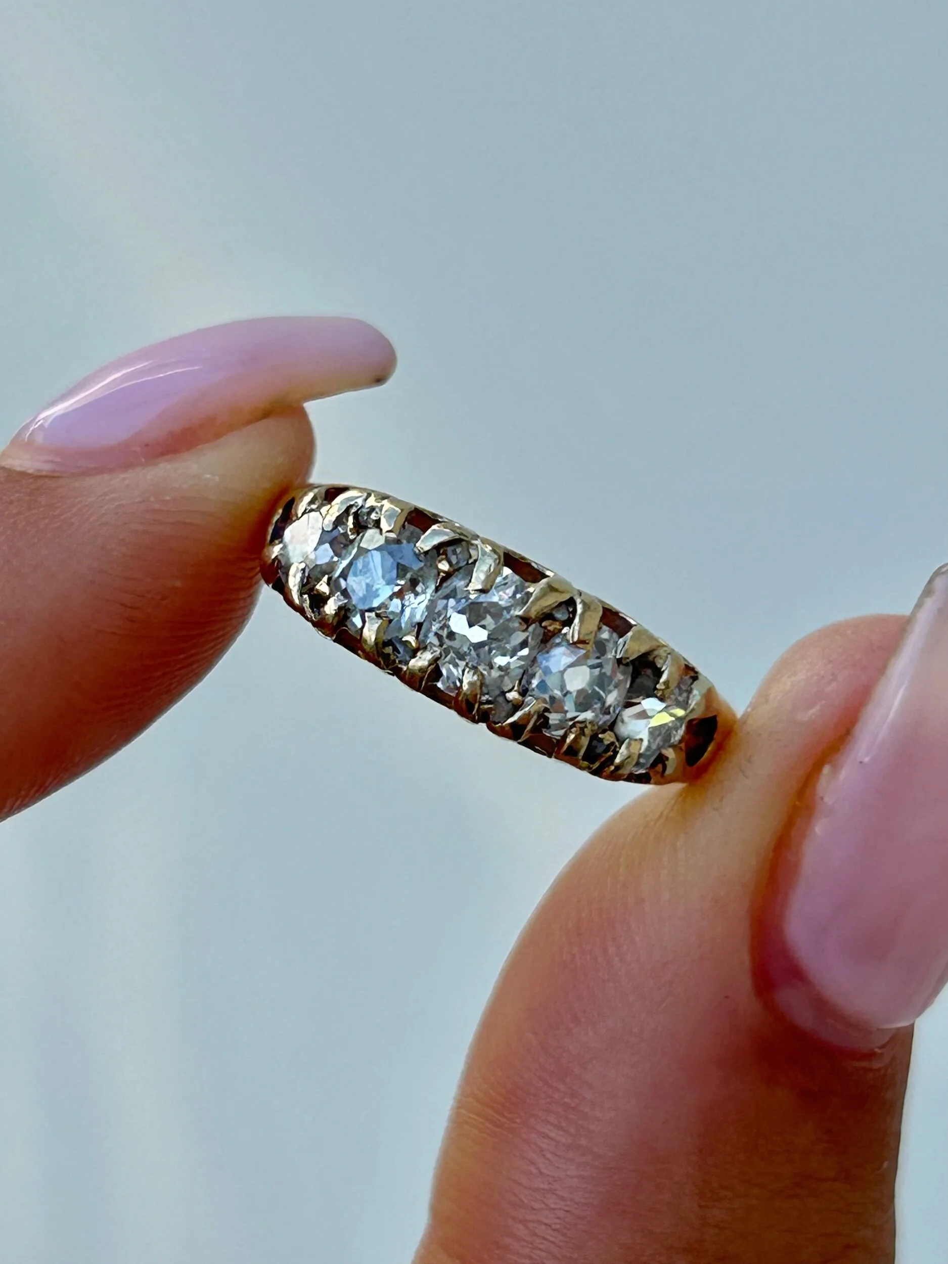 313CE1EA-5034-4CAF-80CF-E81C5F6855D4