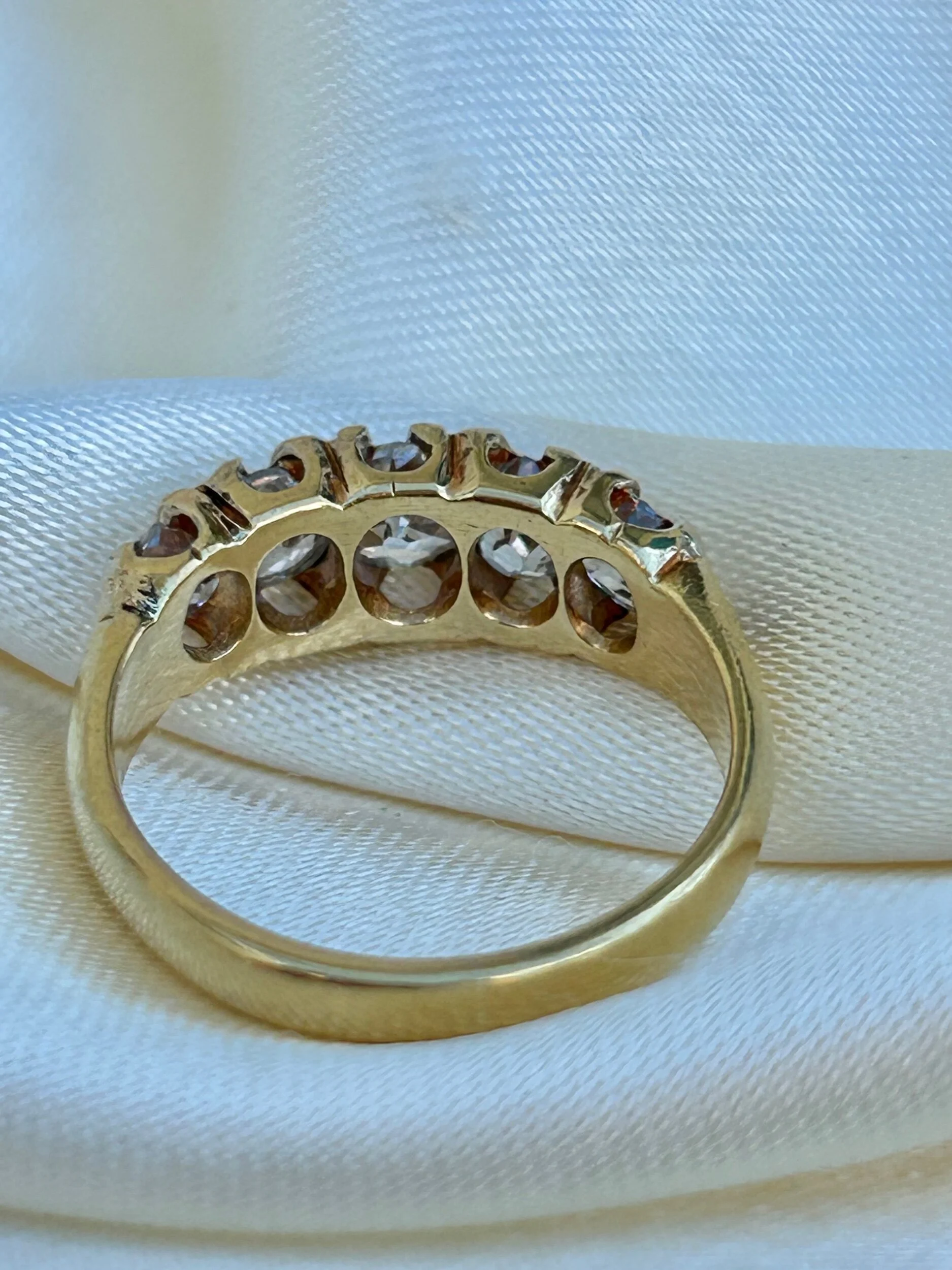 F32CA1BE-65CA-44F1-A345-81BFC96A2BE0