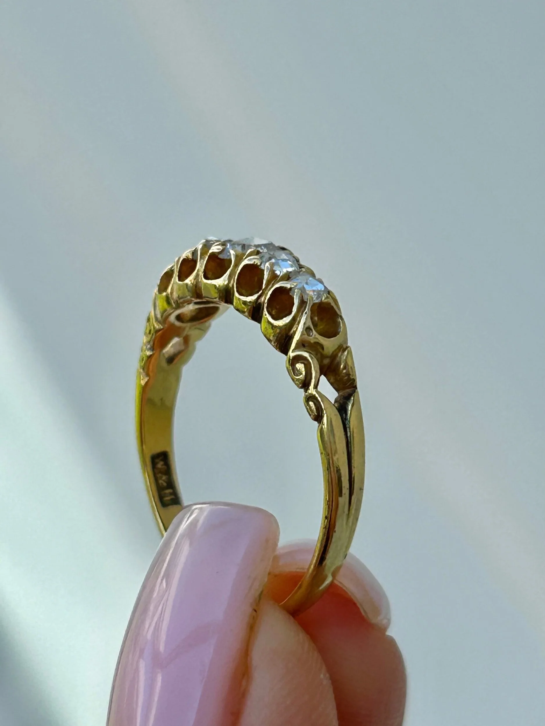 484D19FB-BFC1-4455-A302-4BD5D6D0343C