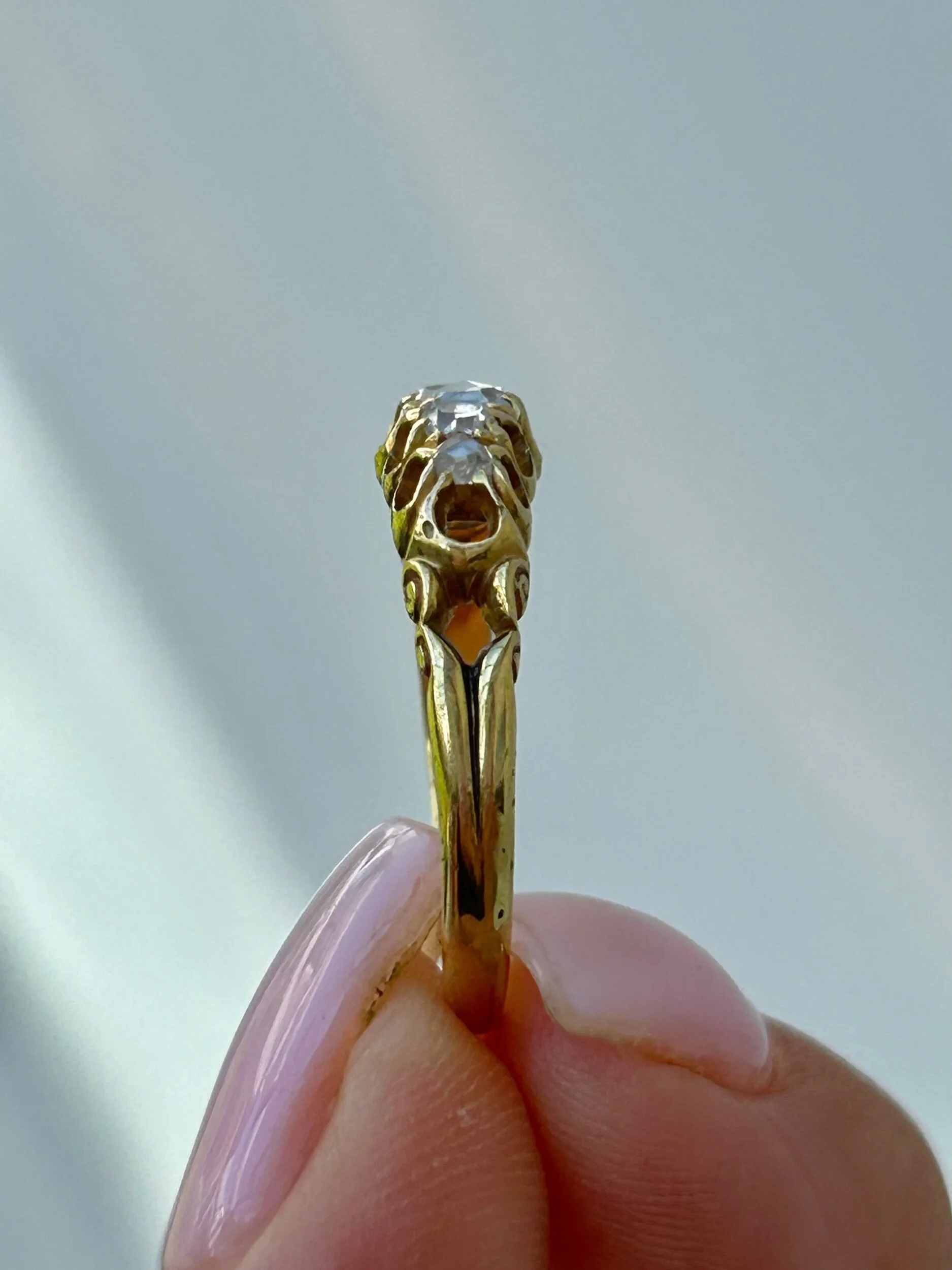 8C797DE1-A641-4EC4-ACC6-E1DAE2F9B7B3