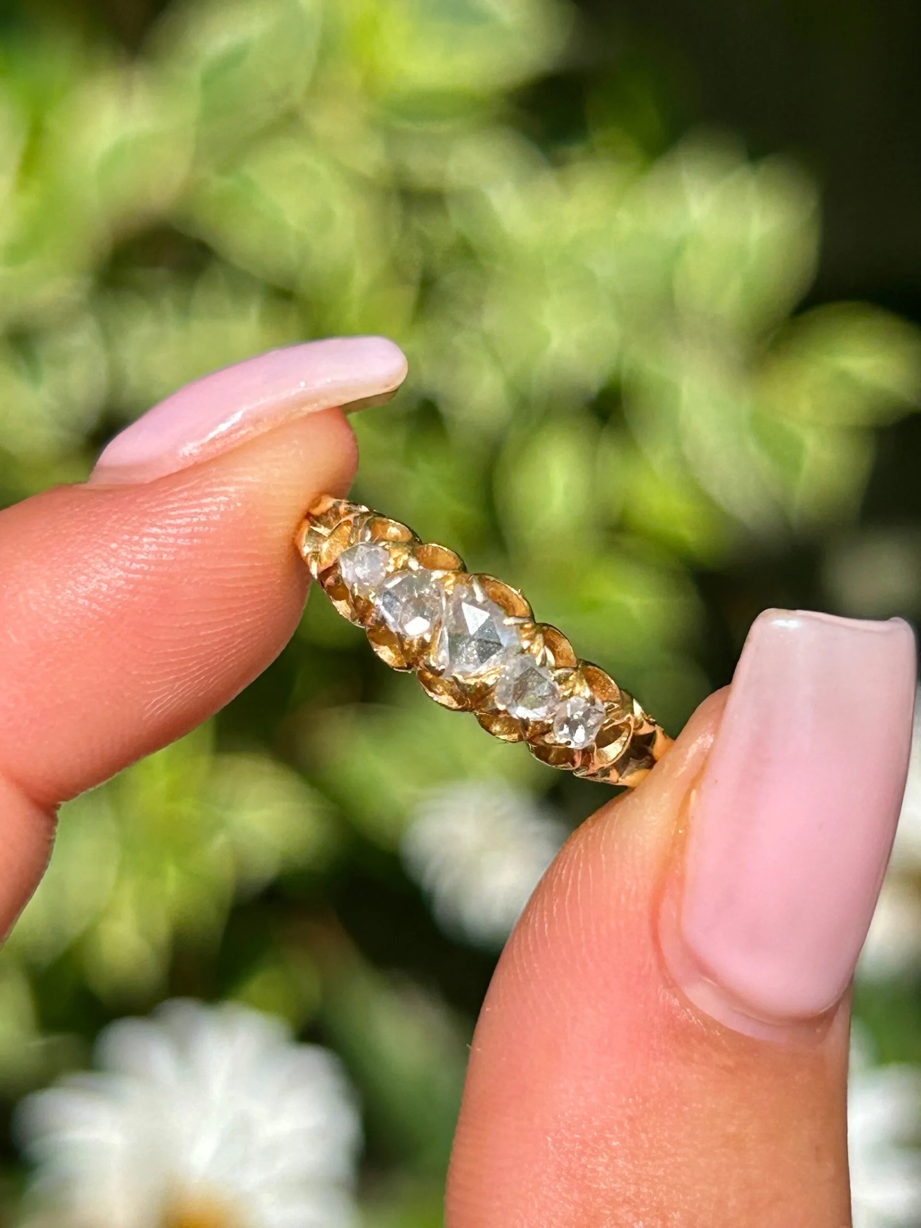 CE4D20DD-0160-49EA-A8EF-5A7F71B2BFC7