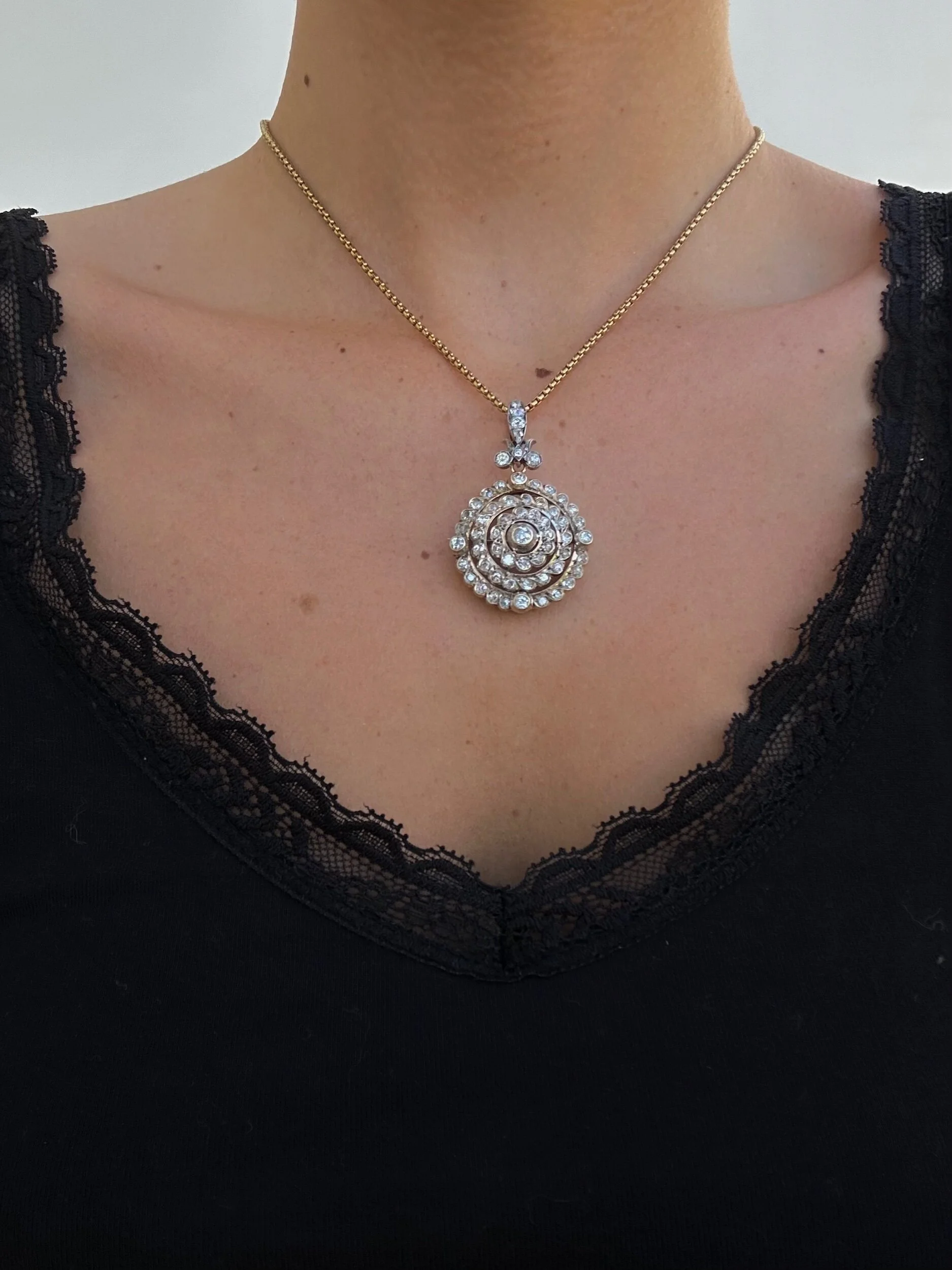 2857CAA1-B319-423A-86F0-F4031C9F141B