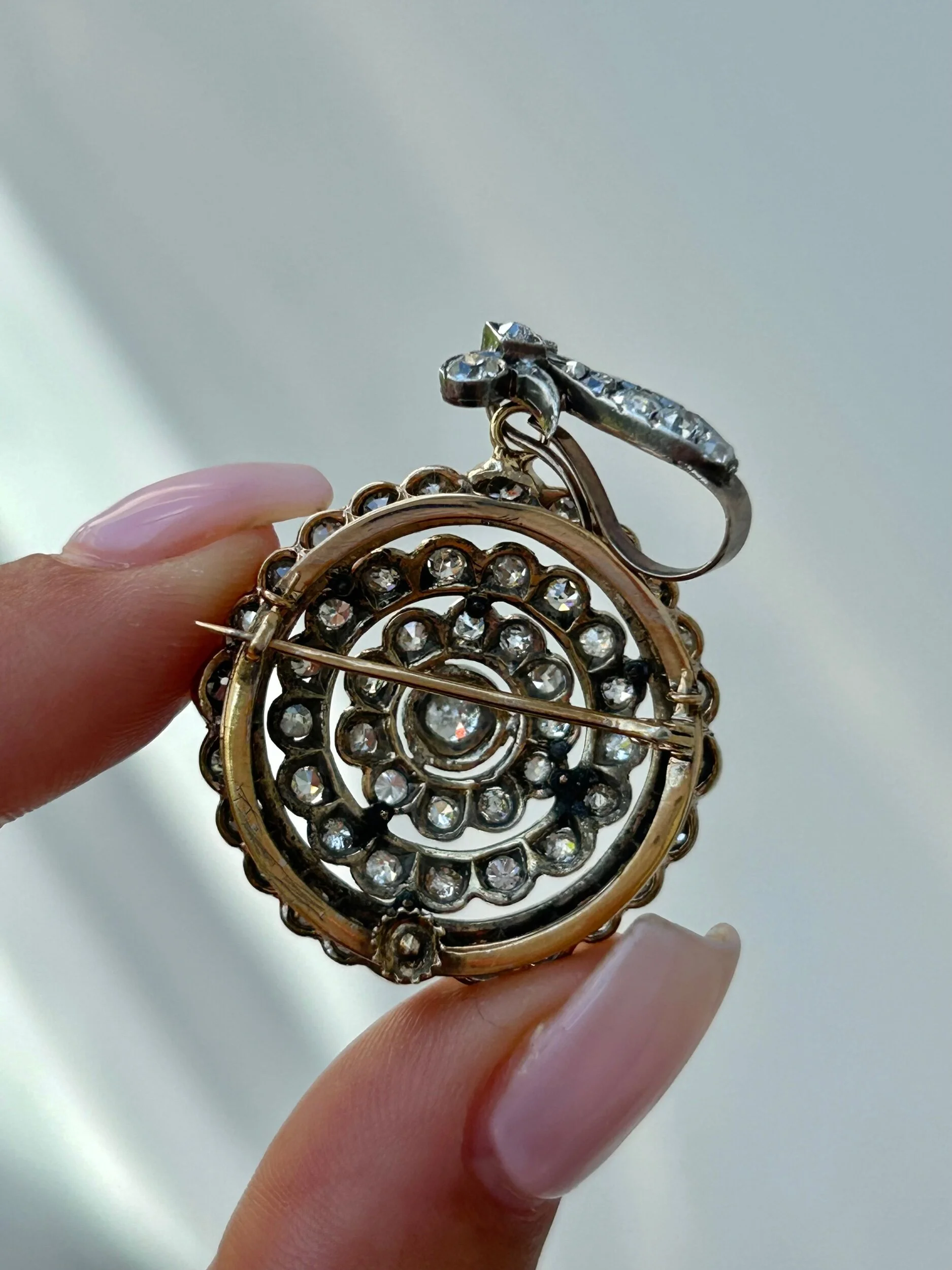 A0337845-F3EE-4172-B558-BDFEFDBB9C79