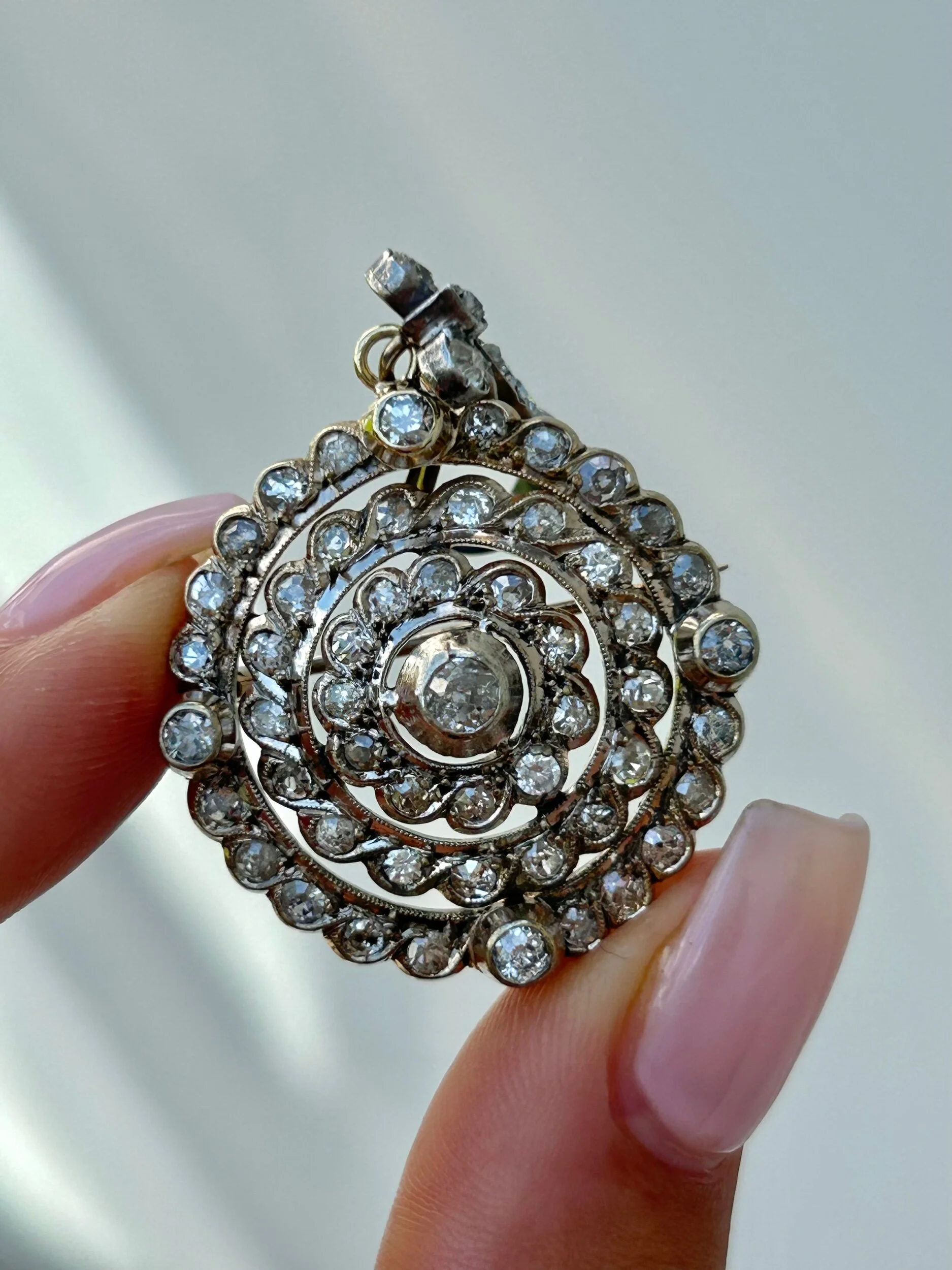 88E518EA-C67D-42E6-BFD0-49EB6F69DC2F