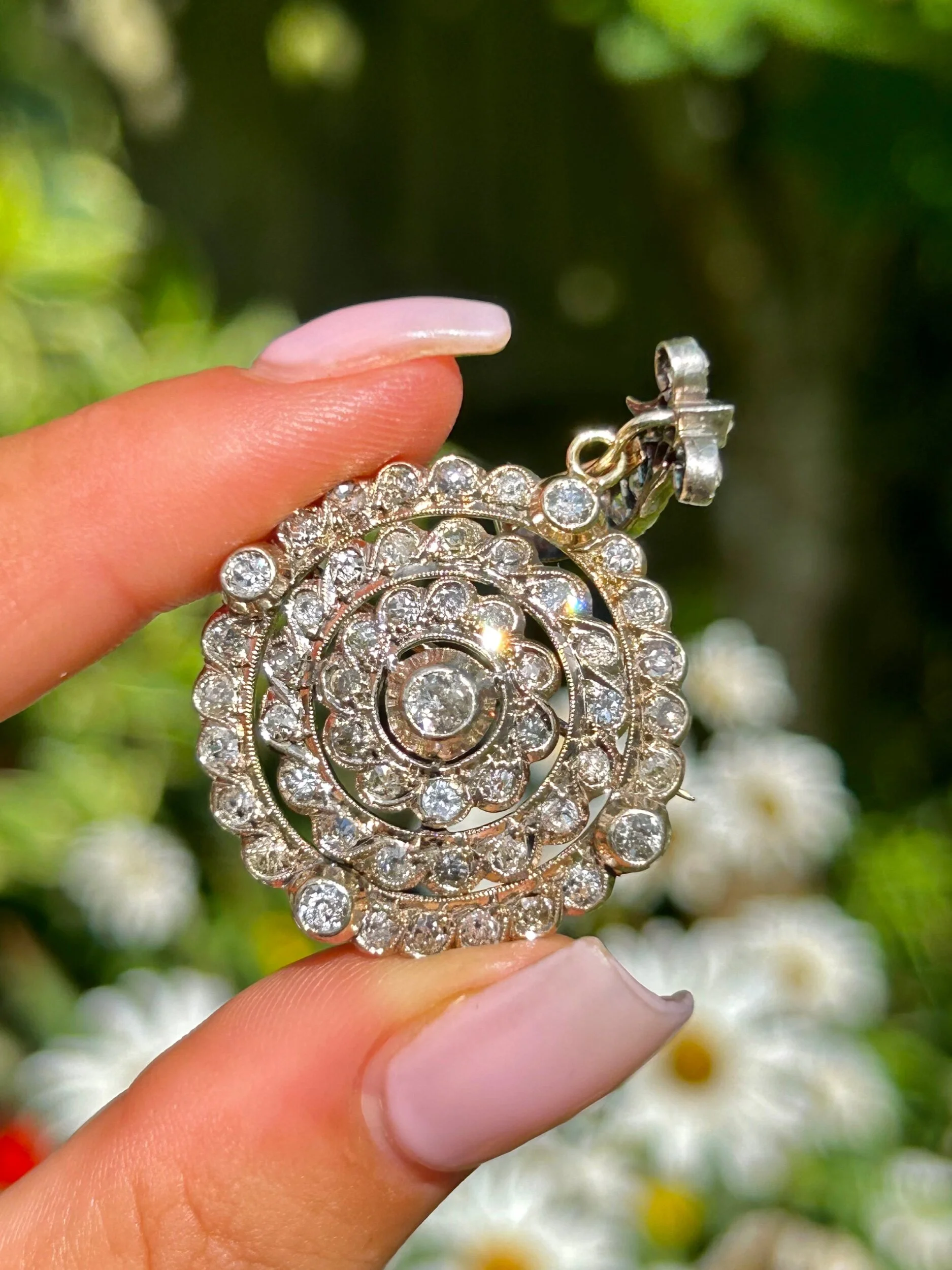 D769AA5E-AEE2-48A6-9E99-8570B9534AF3