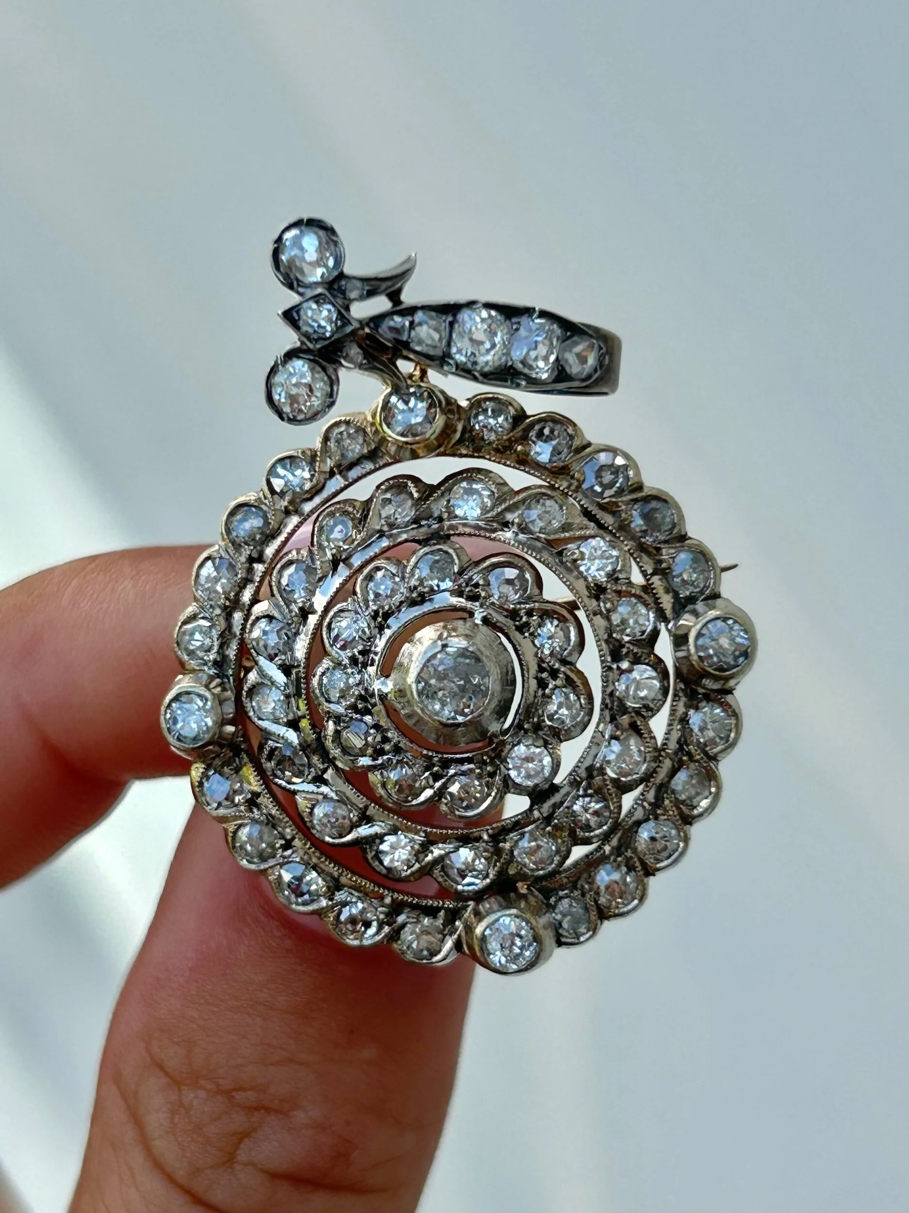 29A0DF12-4164-4AAF-85D9-3AC15380D682