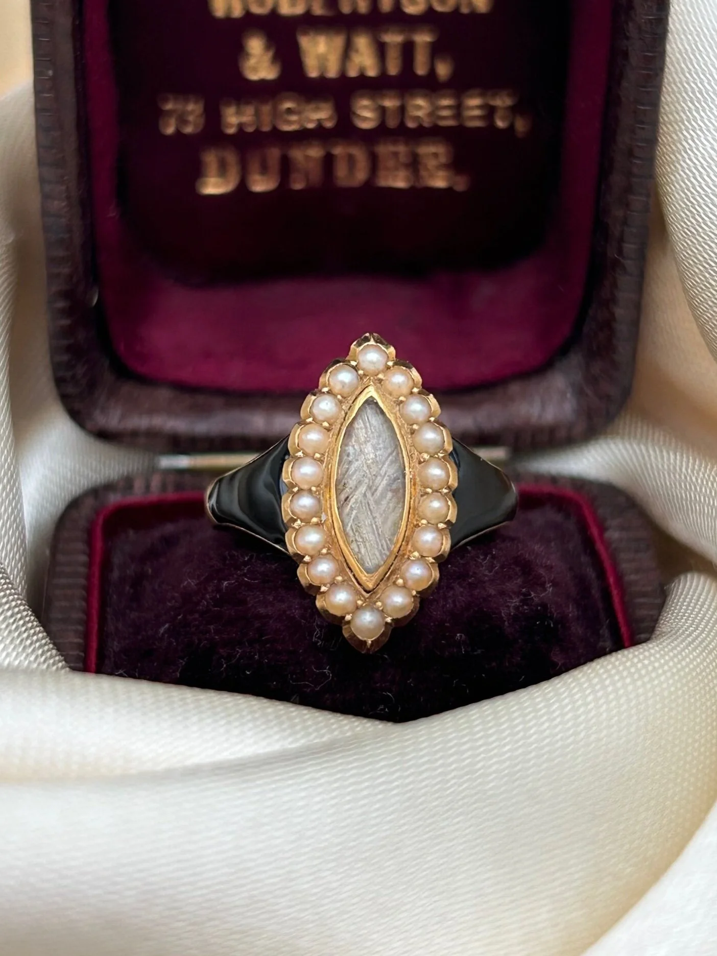 B21CC6A1-0098-486B-AD51-4576857A0BFB