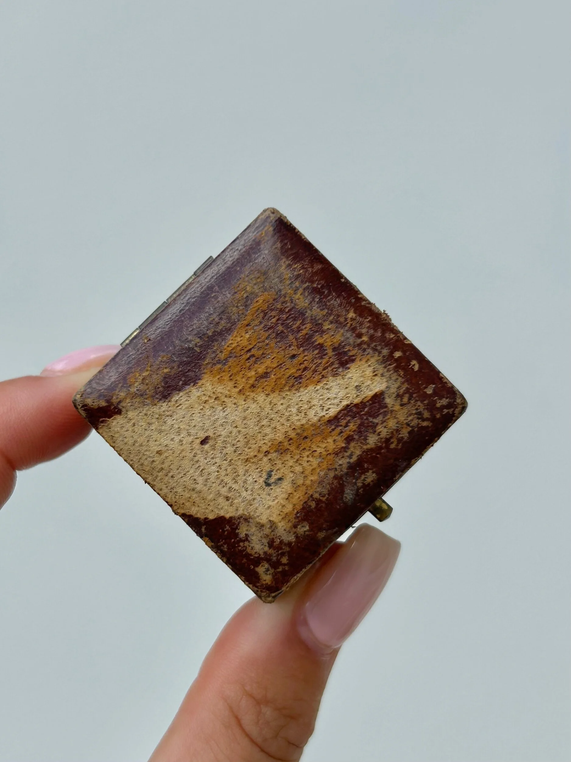 7144F8E0-EE27-4DD1-AA2D-723336D819E3