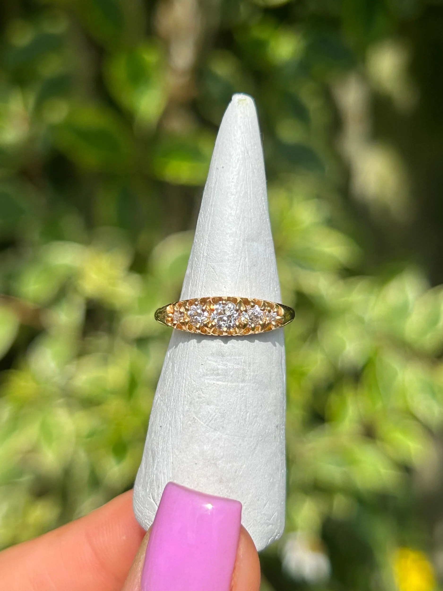 83ABE882-C619-4F72-9569-45CE473561A9