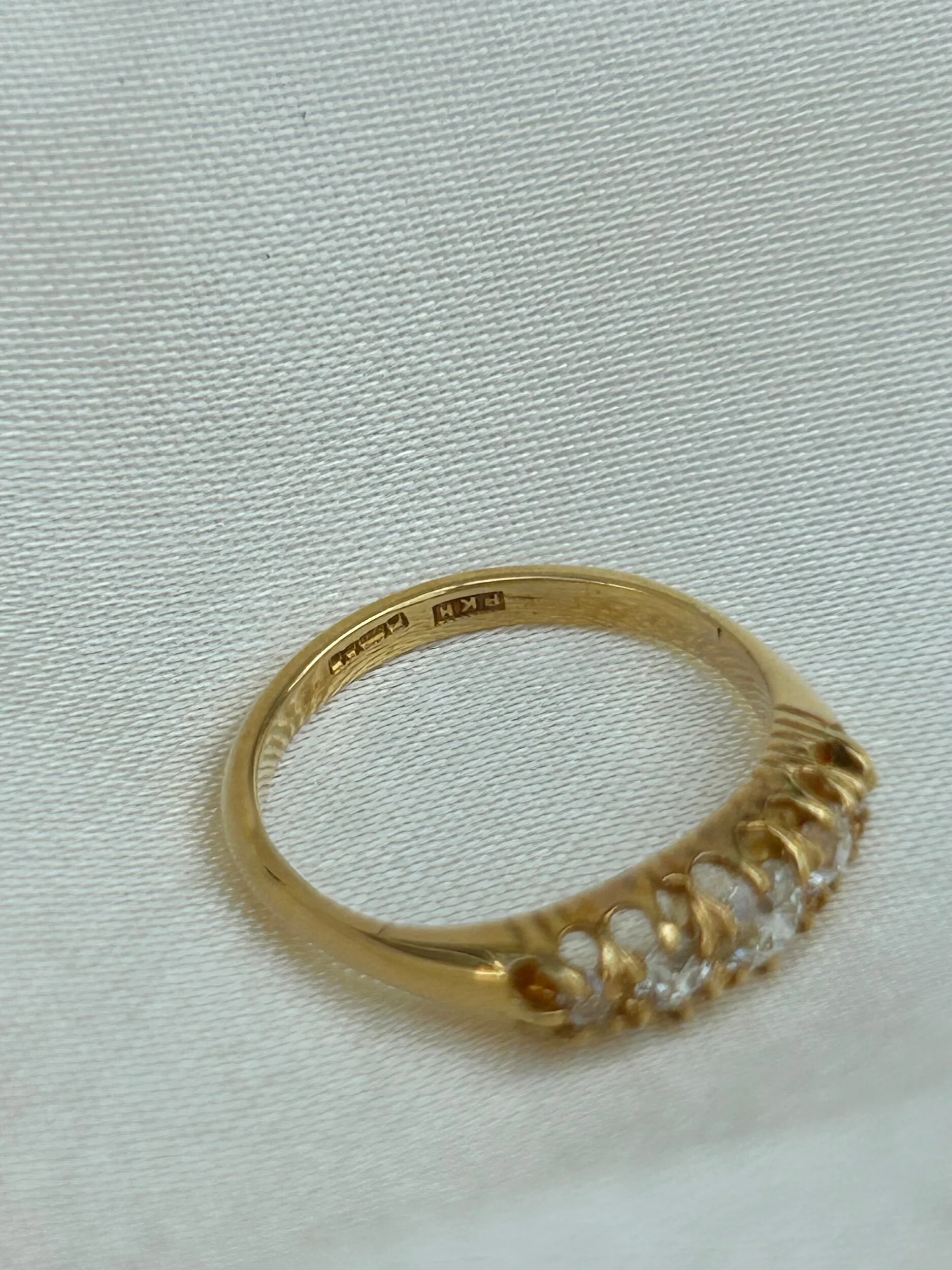 7E6357A4-A8E5-4164-B94E-A860CF992020